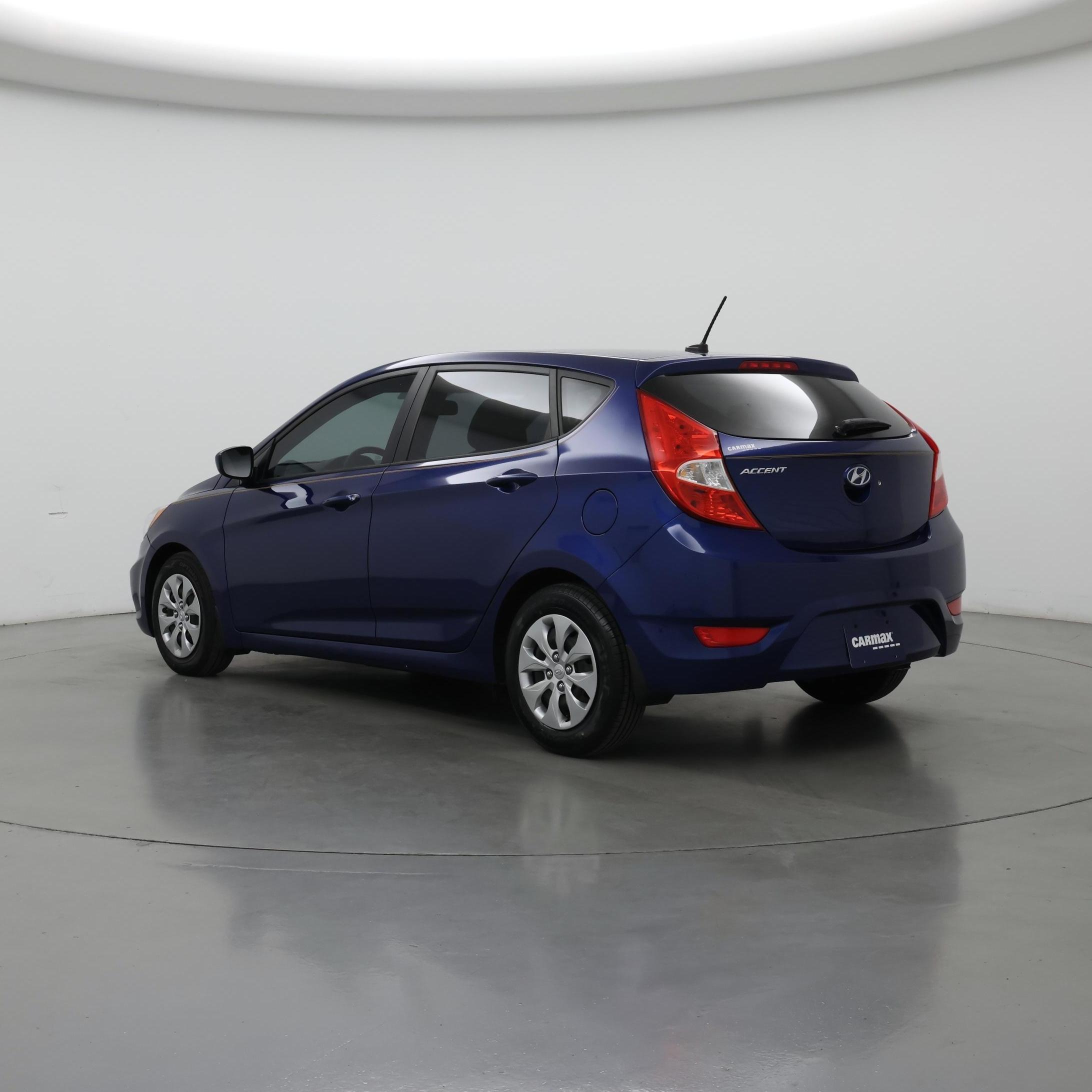 Thumbnail: 2017 Hyundai Accent - 2