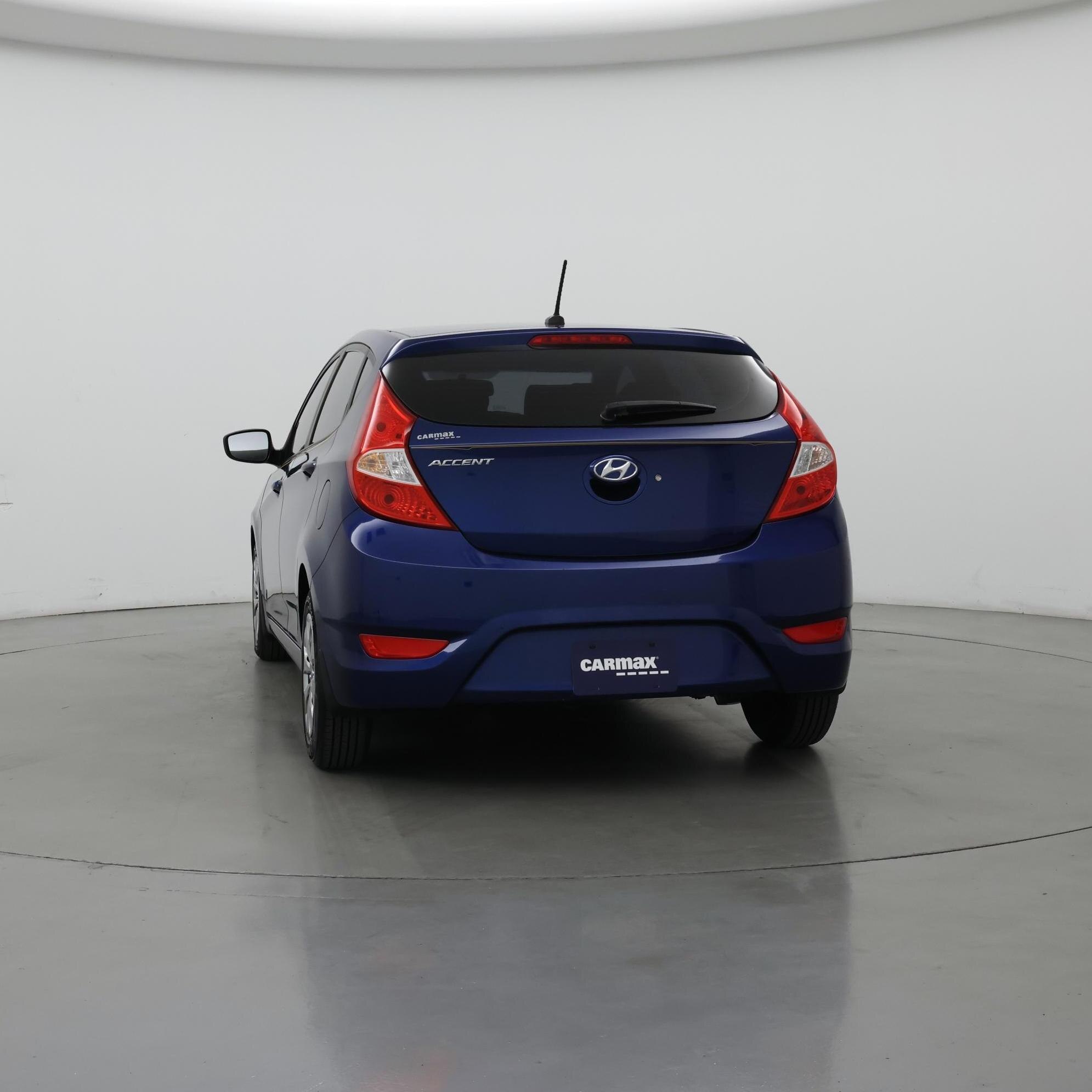 Thumbnail: 2017 Hyundai Accent - 6