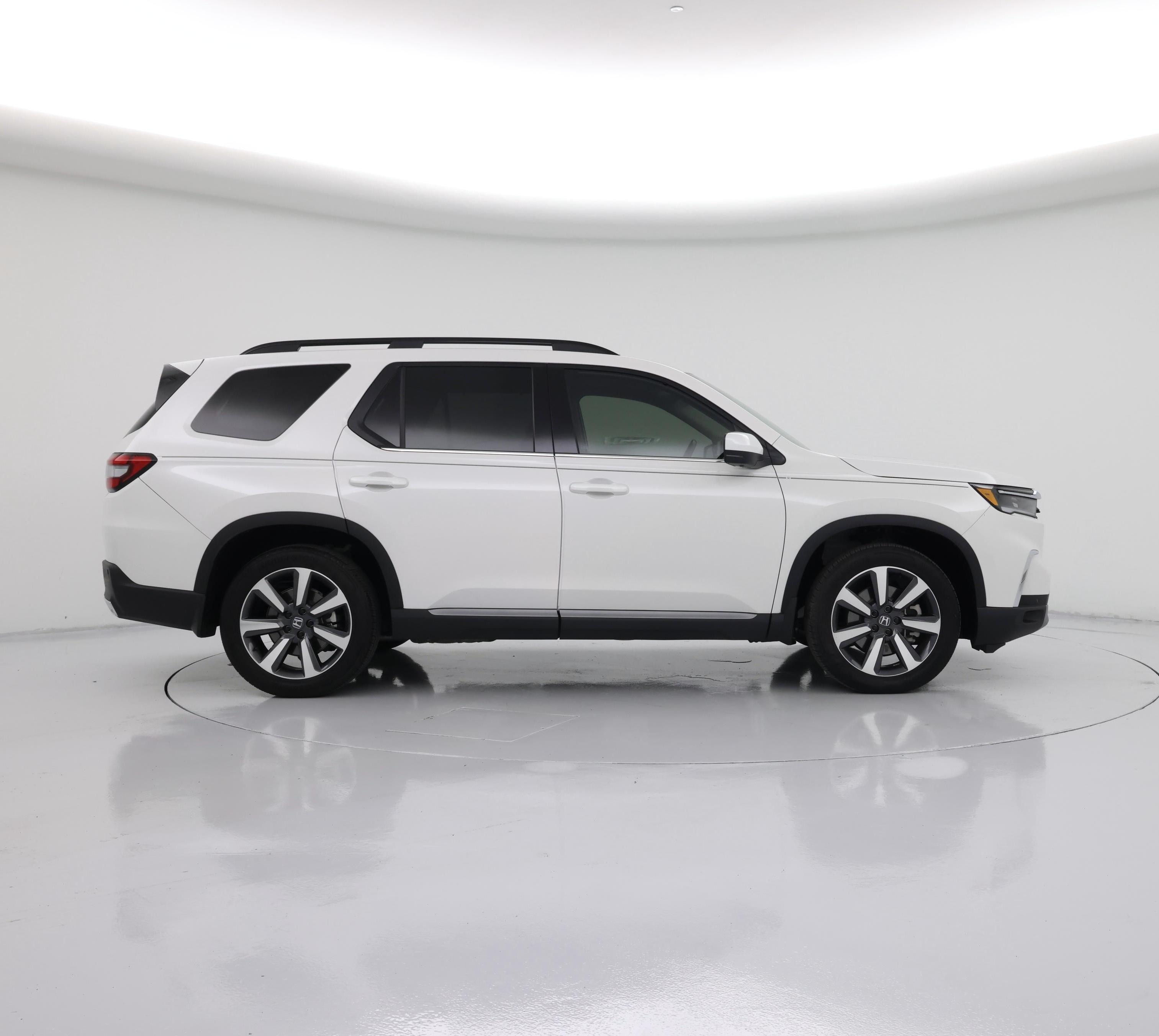 Thumbnail: 2023 Honda Pilot - 7