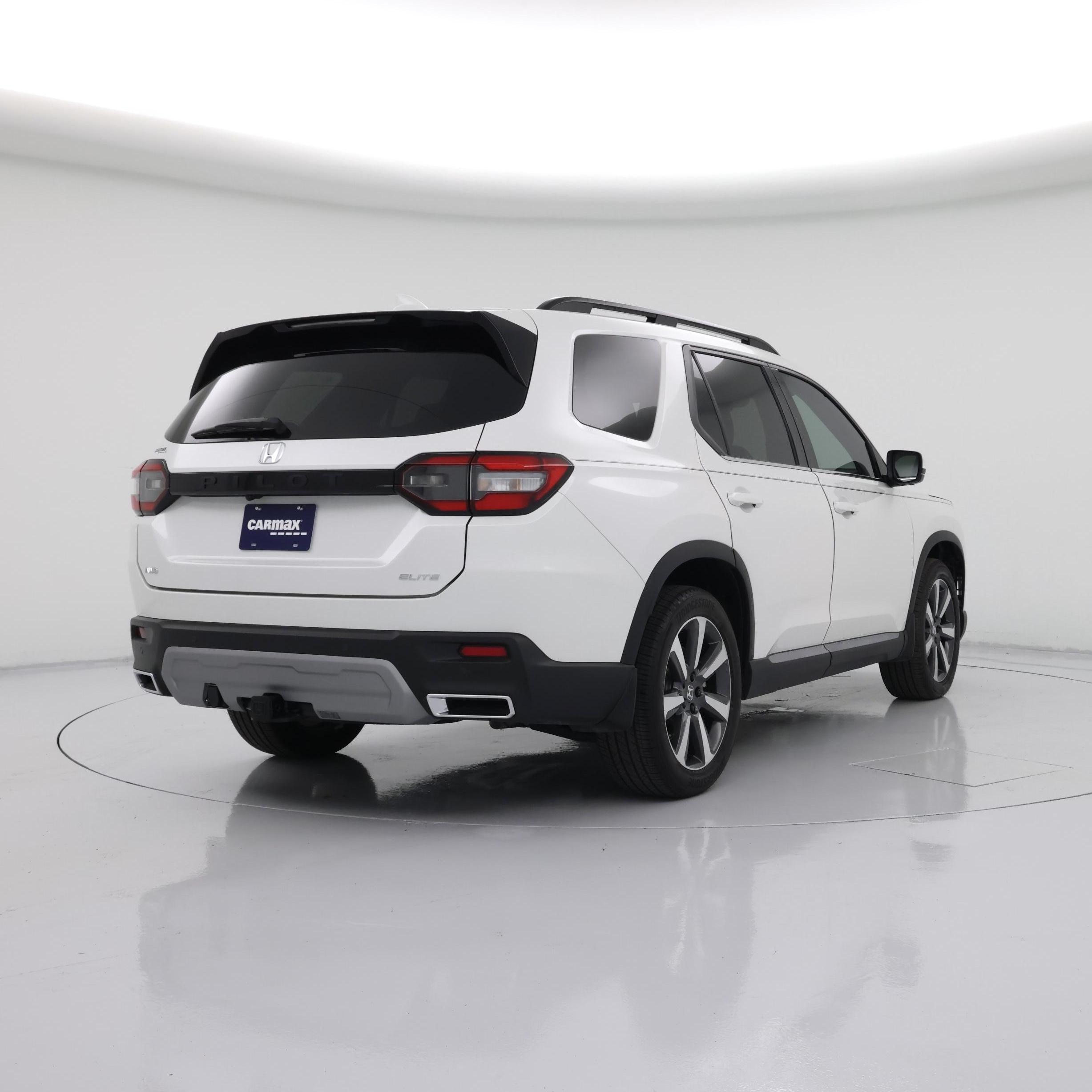 Thumbnail: 2023 Honda Pilot - 8