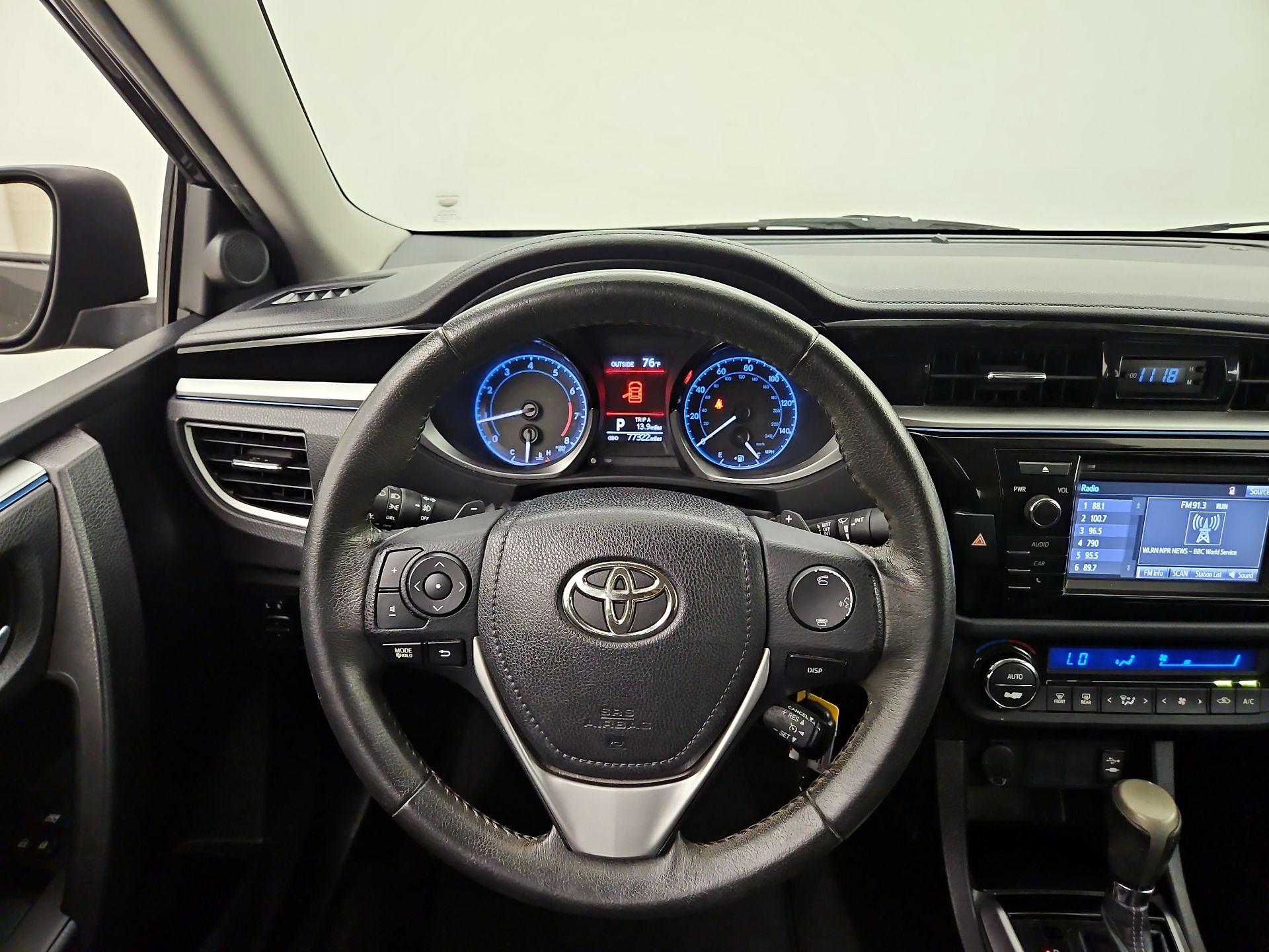 Thumbnail: 2015 Toyota Corolla - 10