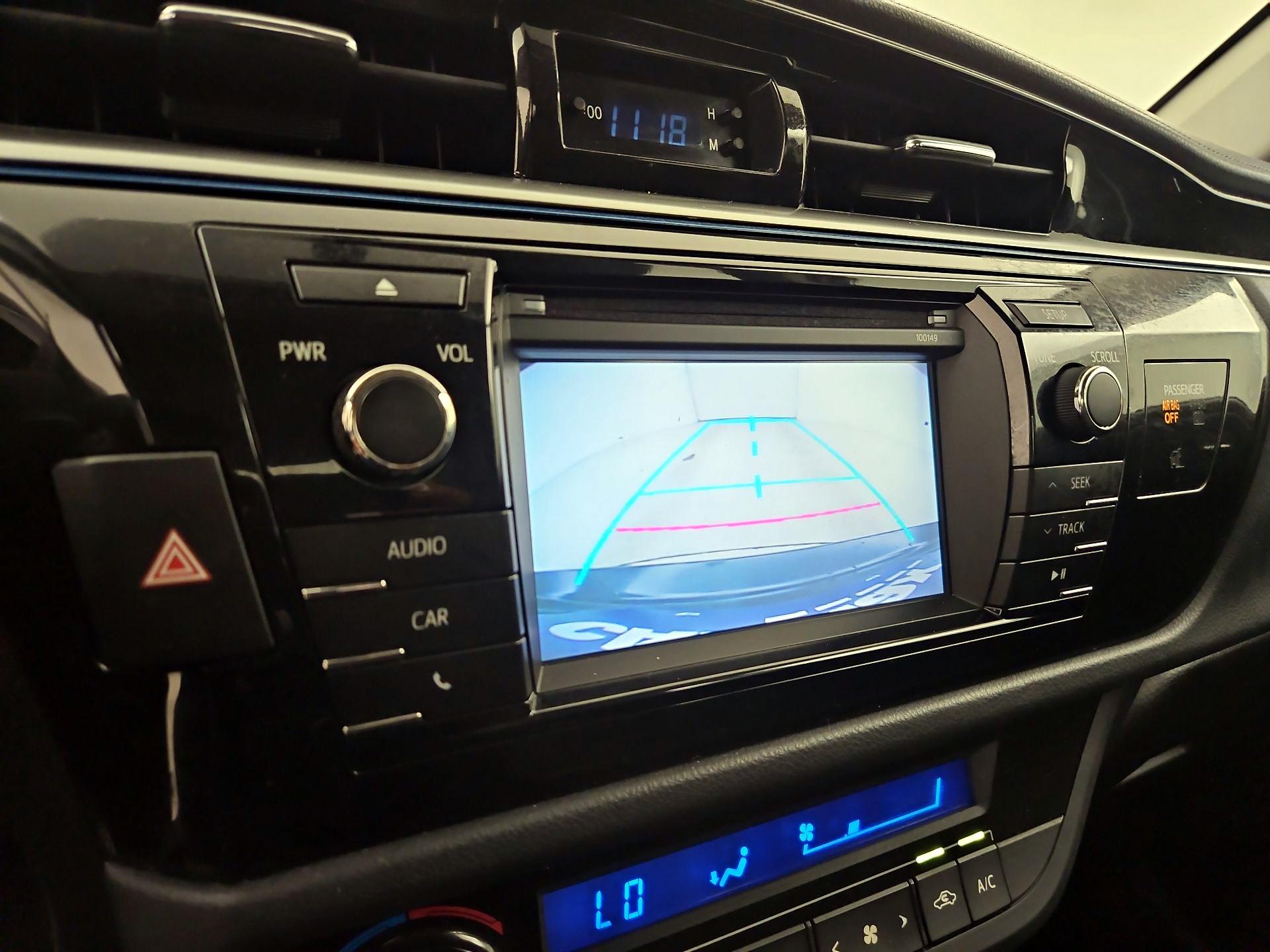 Thumbnail: 2015 Toyota Corolla - 14