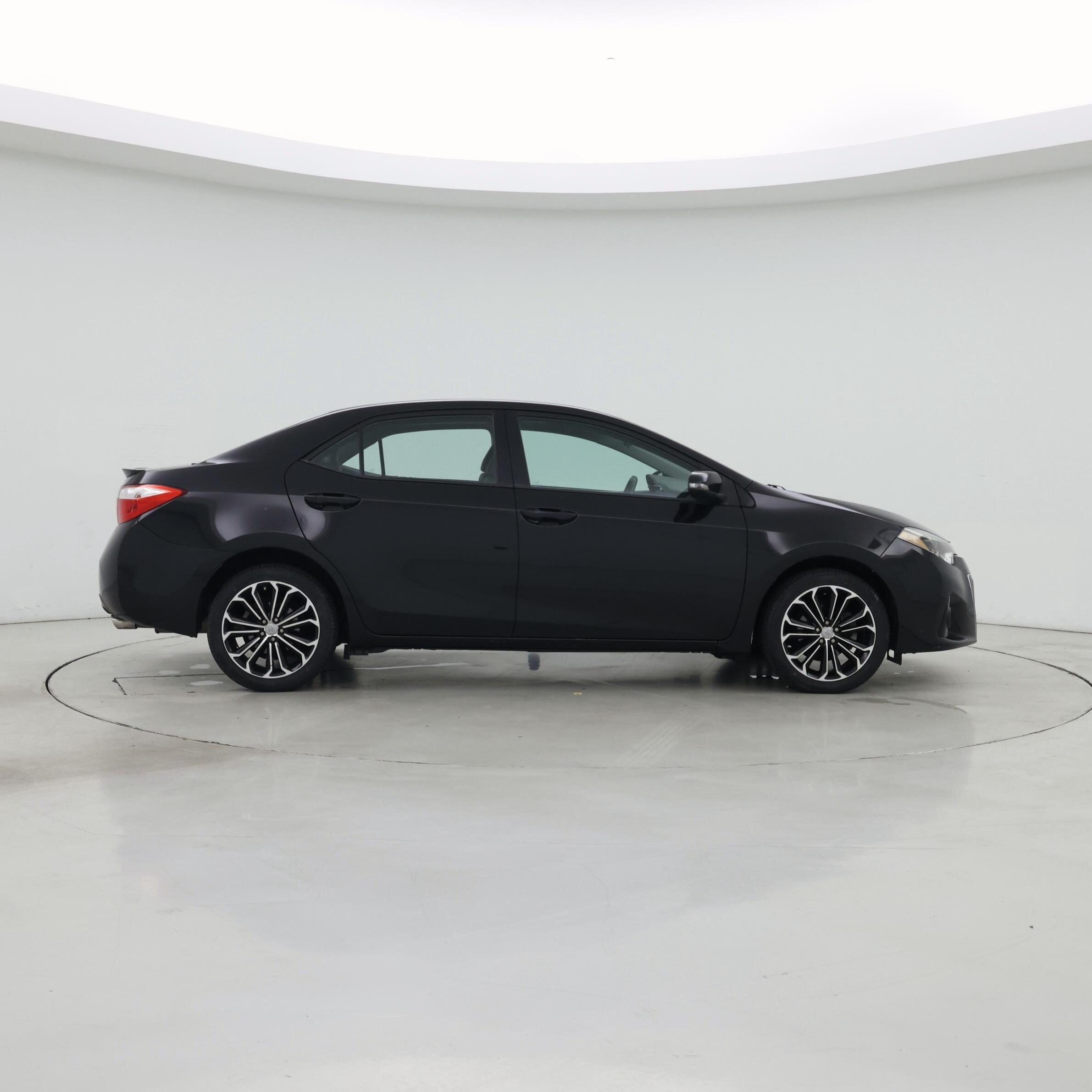 Thumbnail: 2015 Toyota Corolla - 7