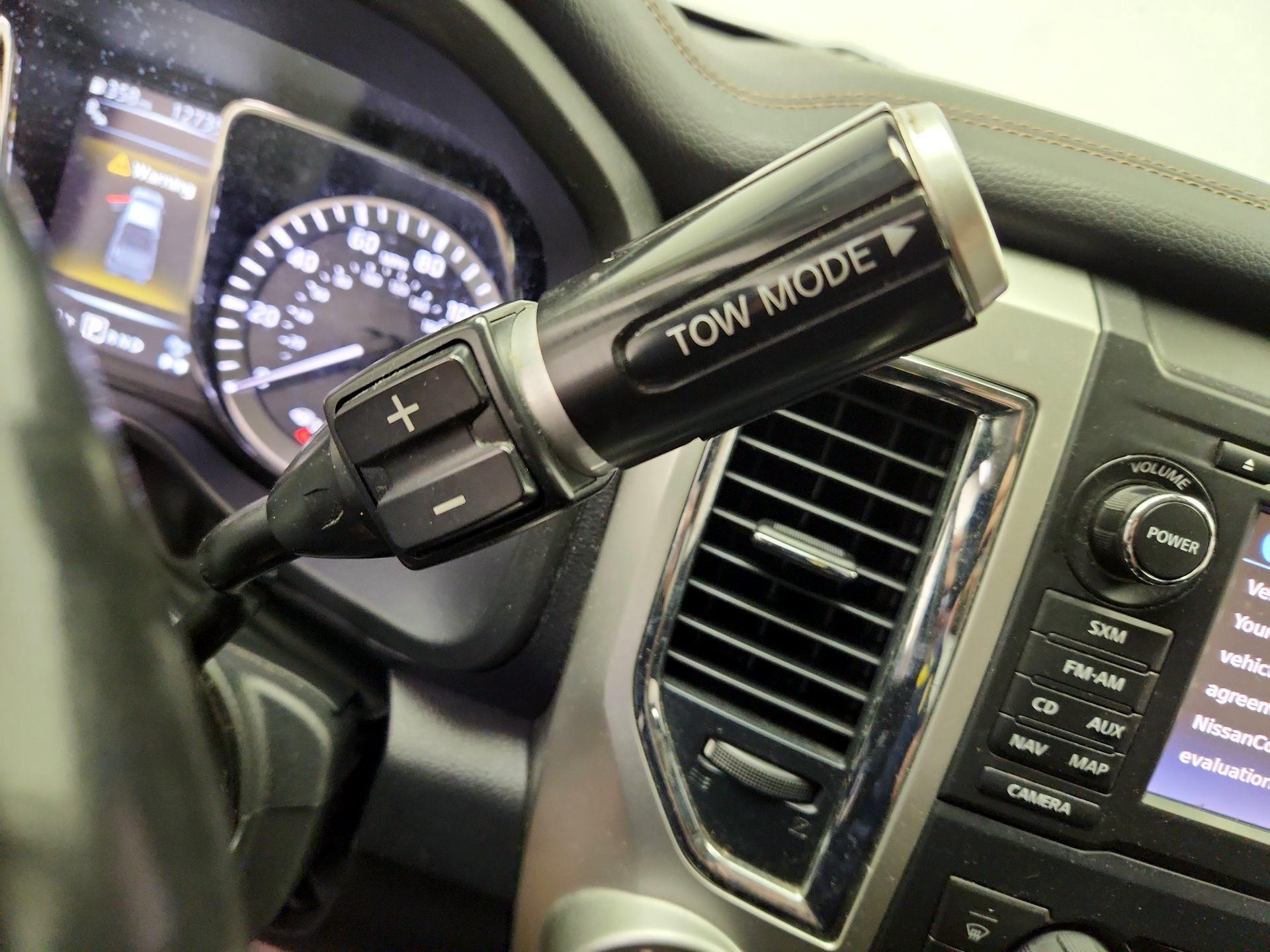 Thumbnail: 2017 Nissan Titan - 18