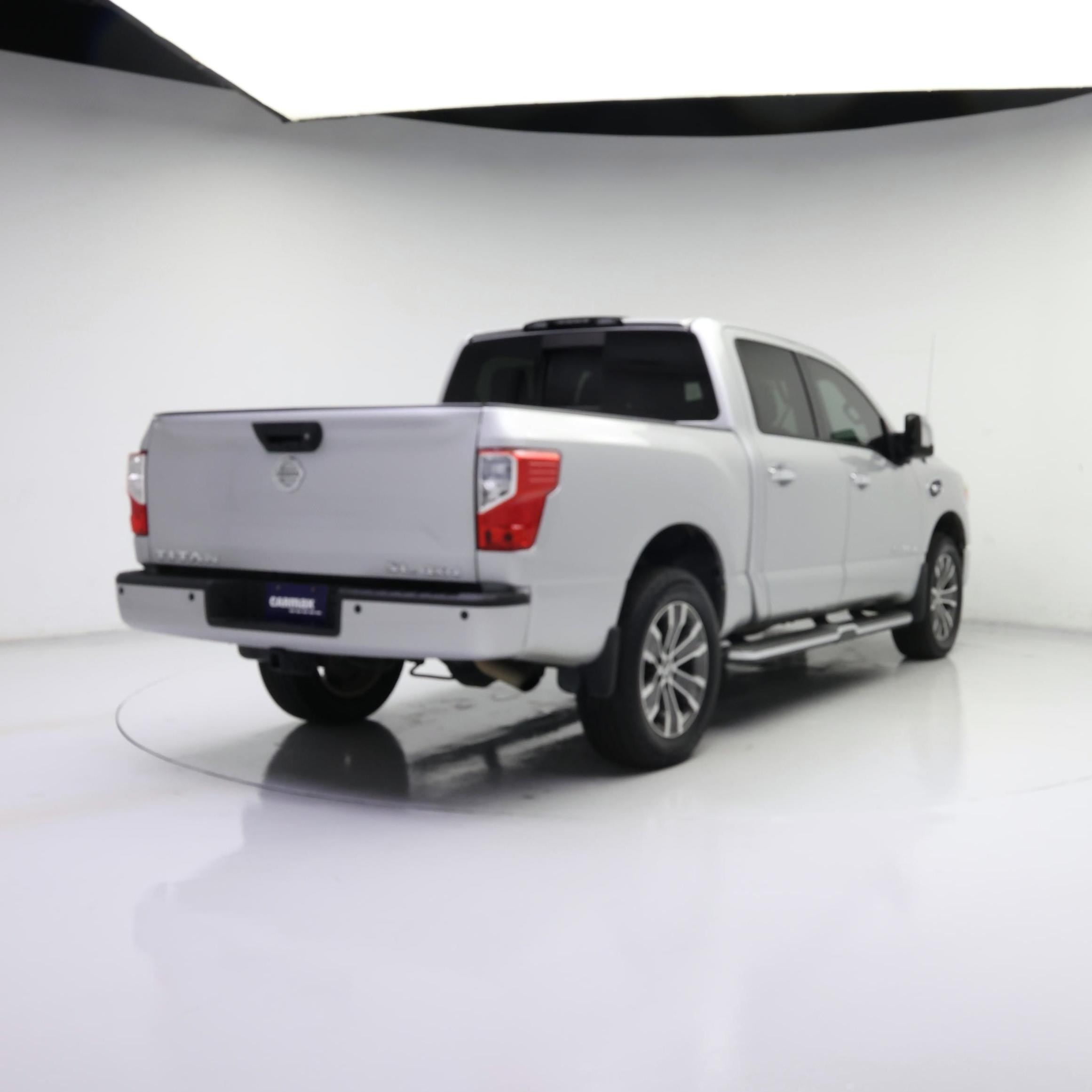 Thumbnail: 2017 Nissan Titan - 8