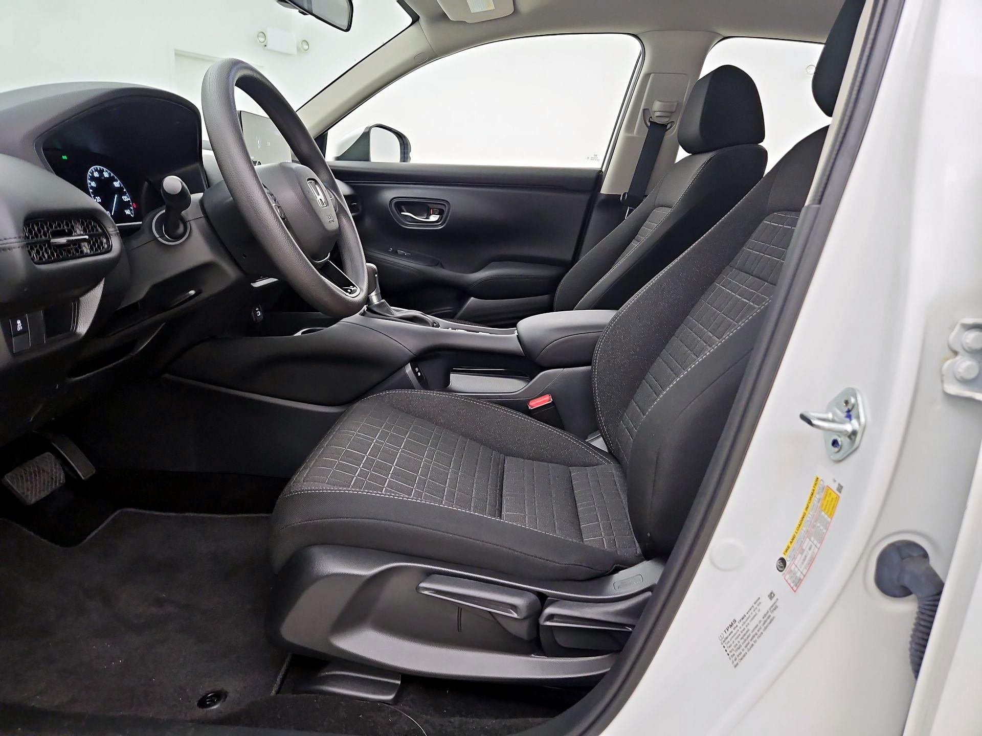 Thumbnail: 2025 Honda HR-V - 11