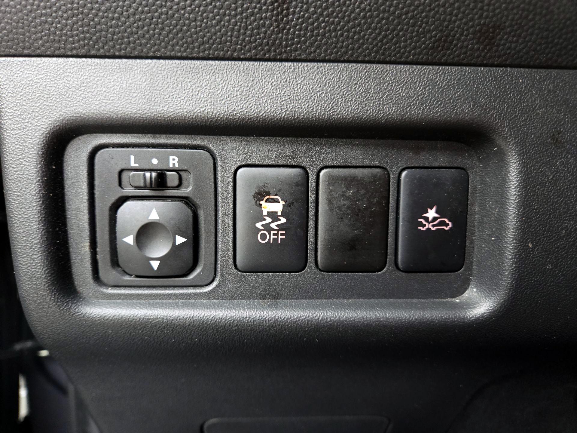 Thumbnail: 2022 Mitsubishi Mirage G4 - 13