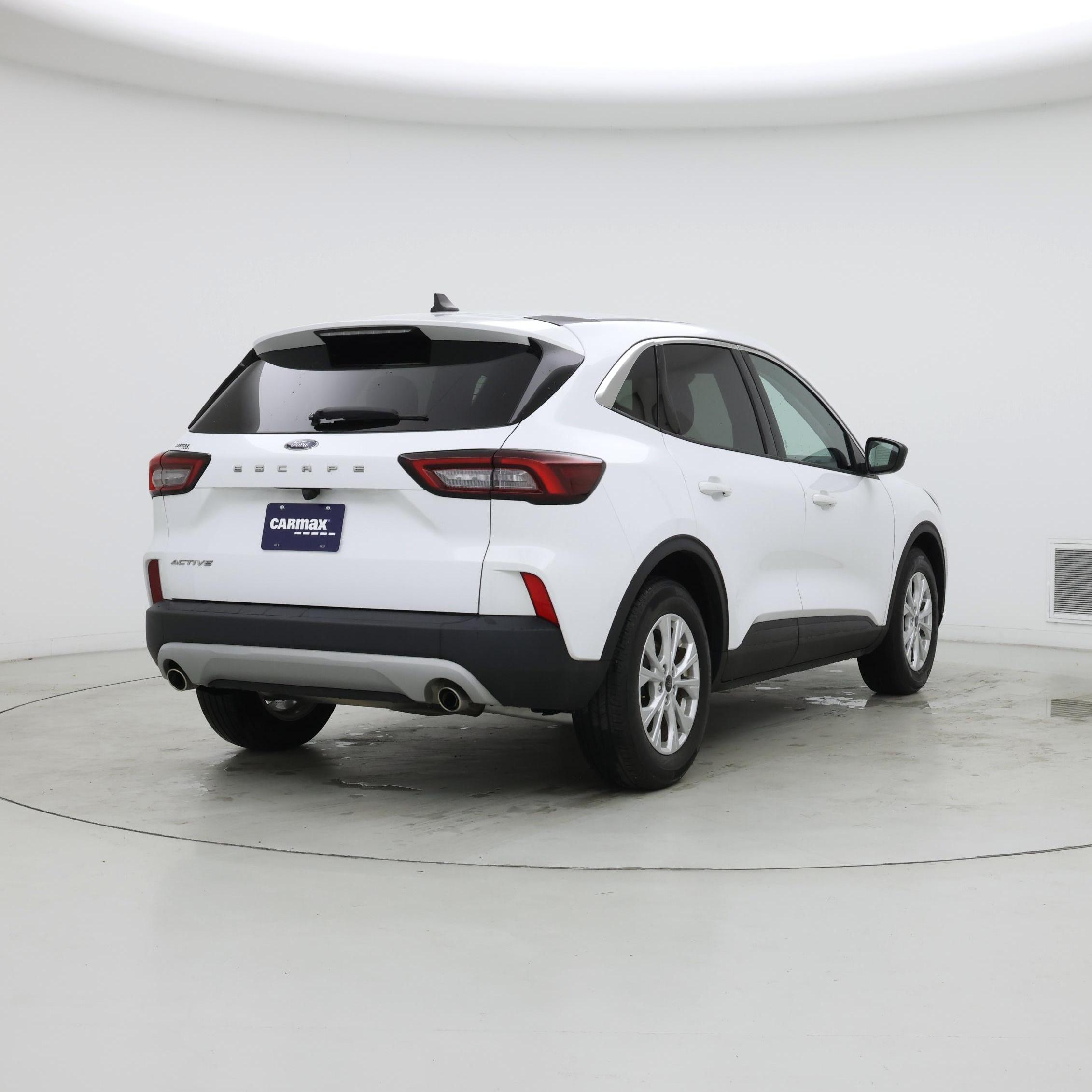 Thumbnail: 2023 Ford Escape - 8