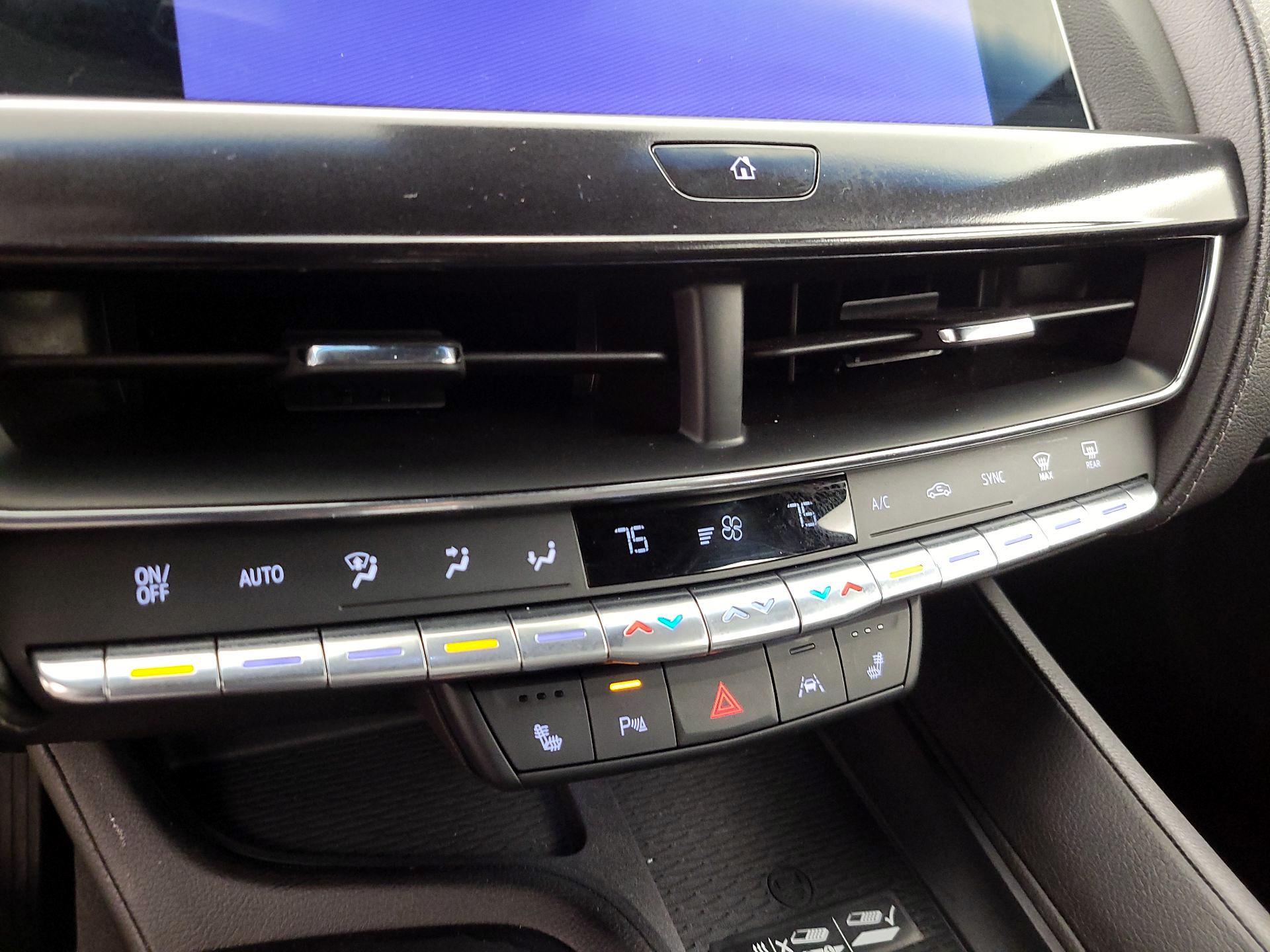 Thumbnail: 2023 Cadillac CT5 - 17