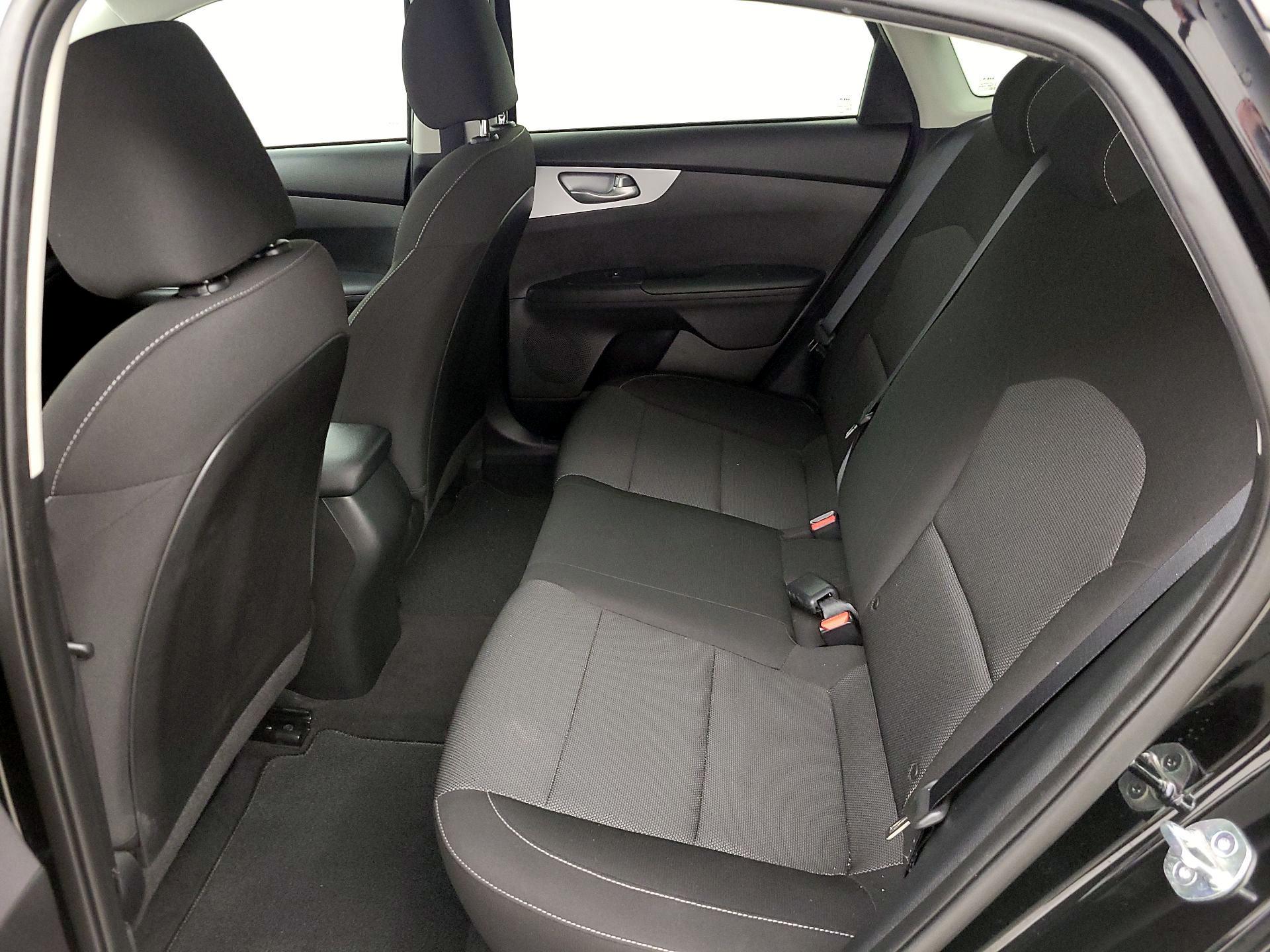 Thumbnail: 2023 Kia Forte - 19