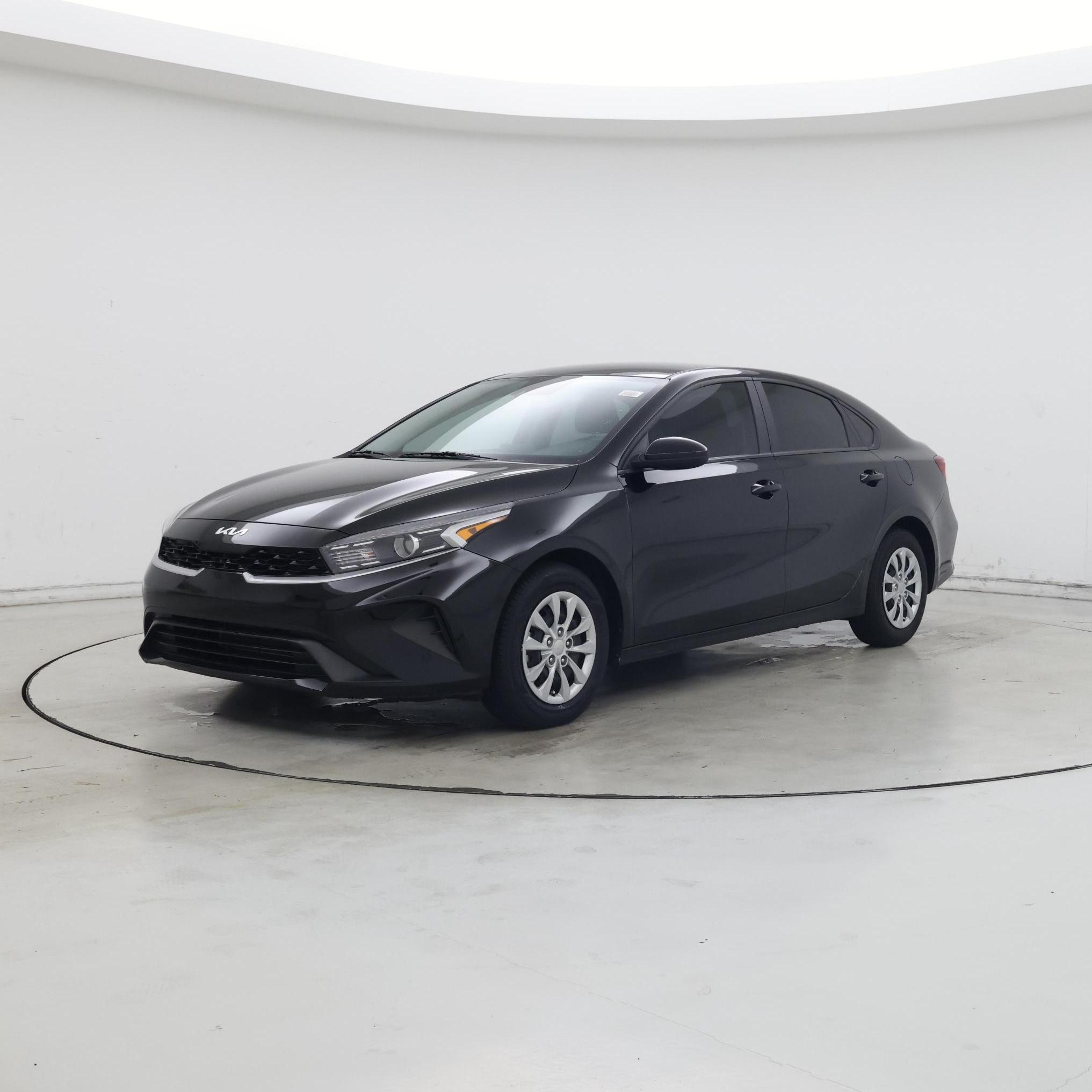 Thumbnail: 2023 Kia Forte - 4