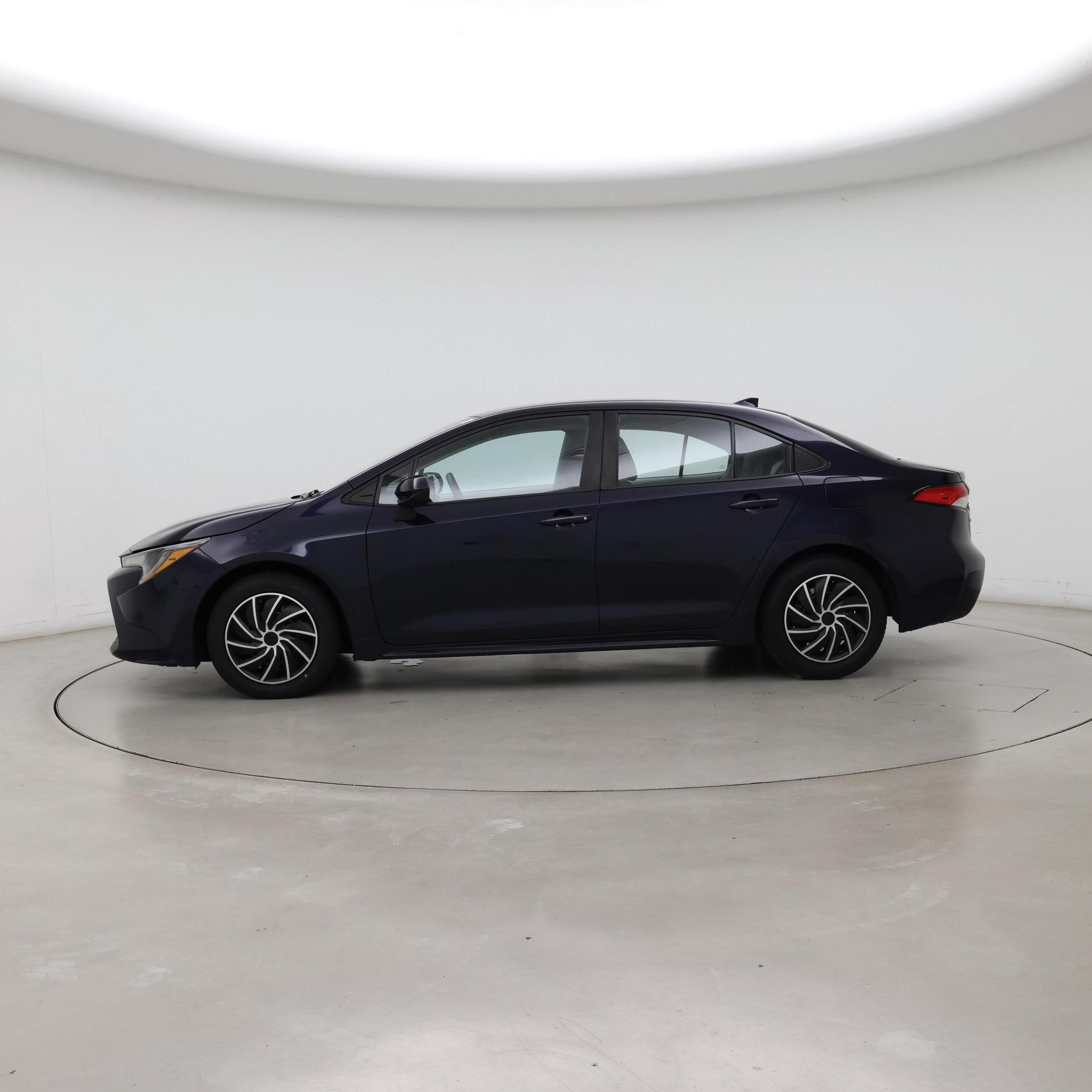 Thumbnail: 2022 Toyota Corolla - 3