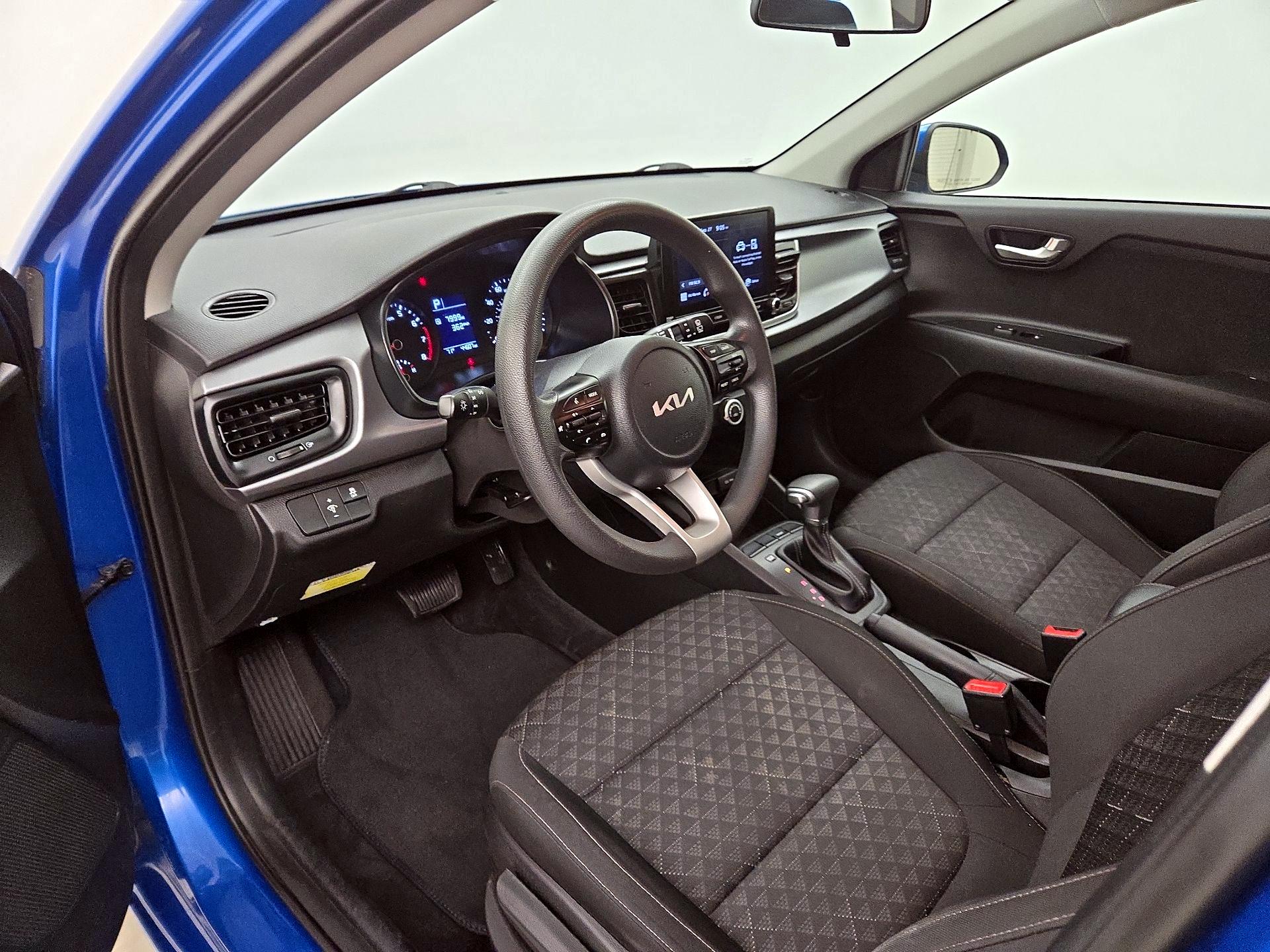 Thumbnail: 2022 Kia Rio5 - 11
