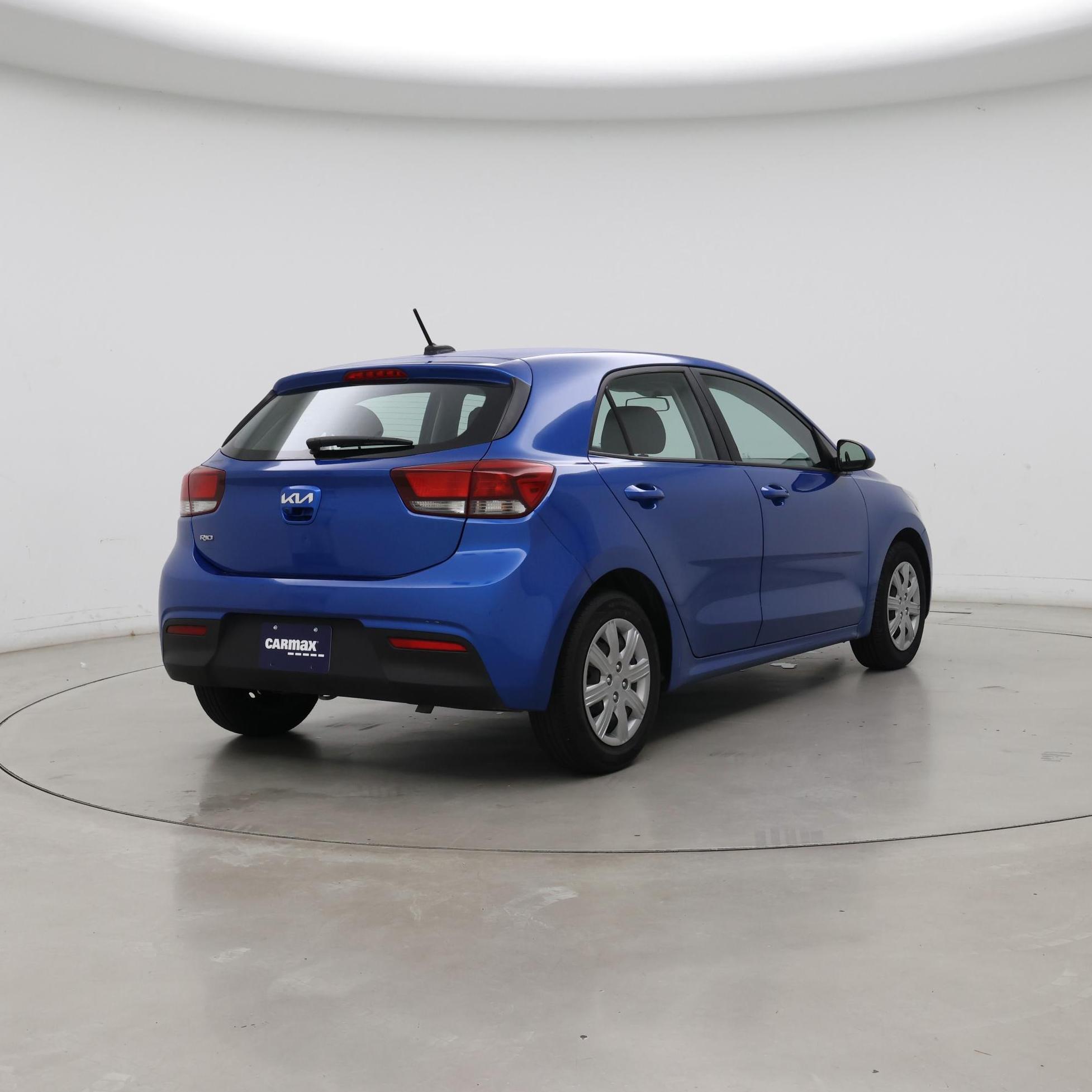 Thumbnail: 2022 Kia Rio5 - 8