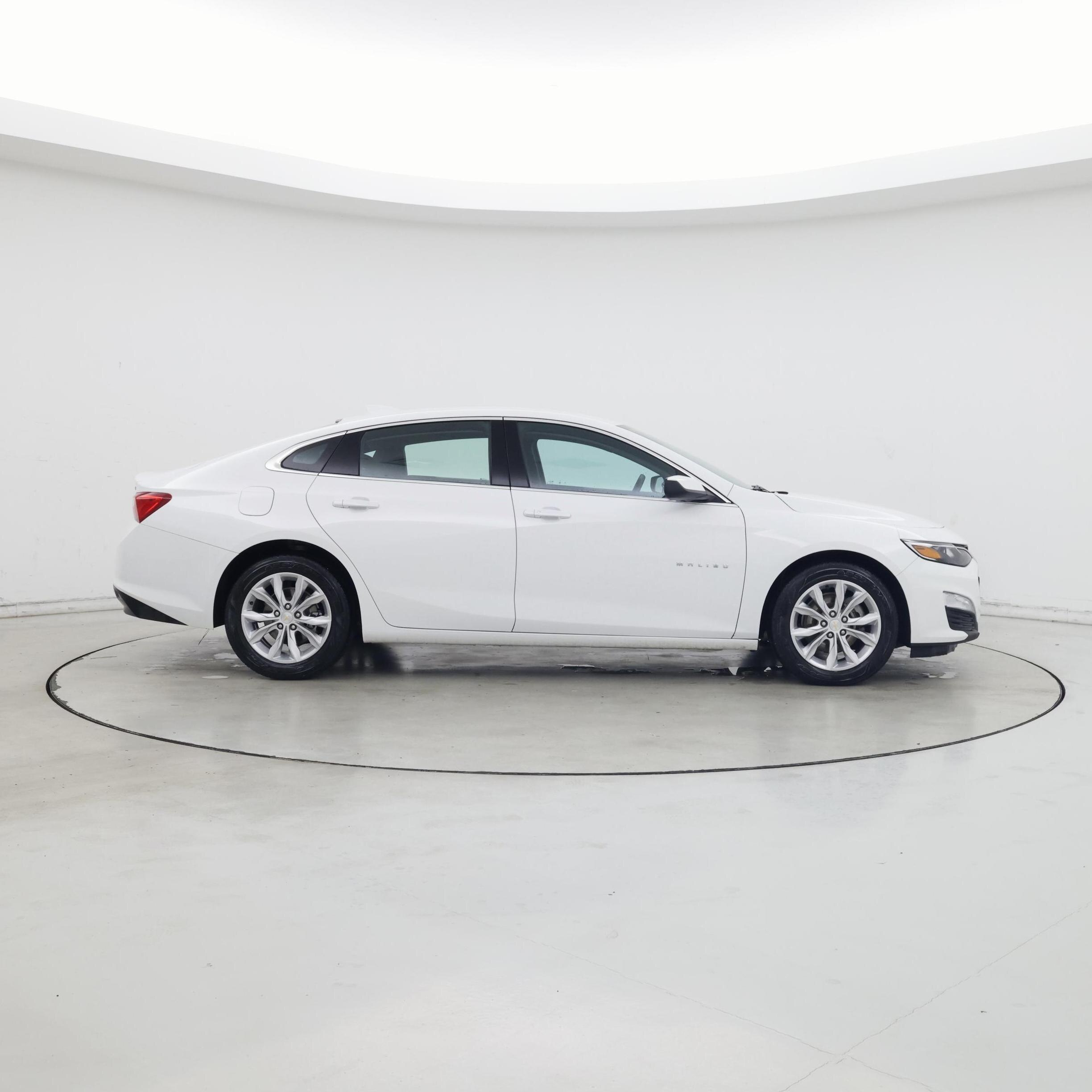 Thumbnail: 2023 Chevrolet Malibu - 7