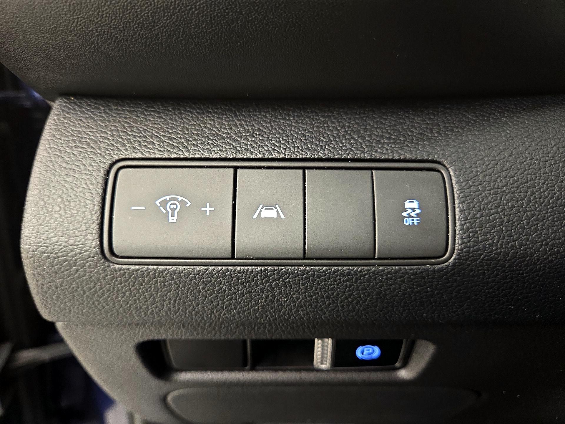 Thumbnail: 2021 Hyundai Santa Fe - 13