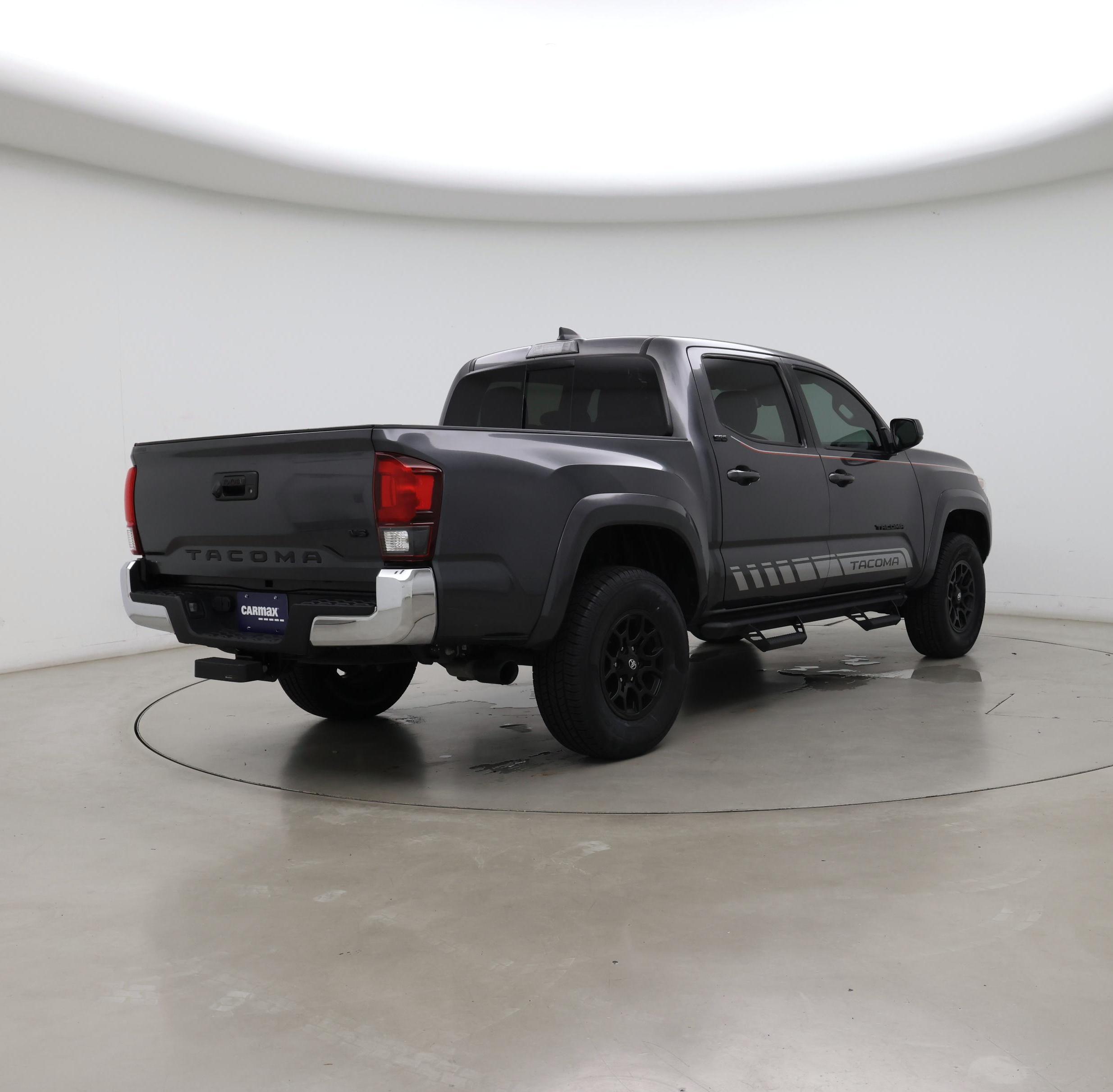 Thumbnail: 2021 Toyota Tacoma - 8
