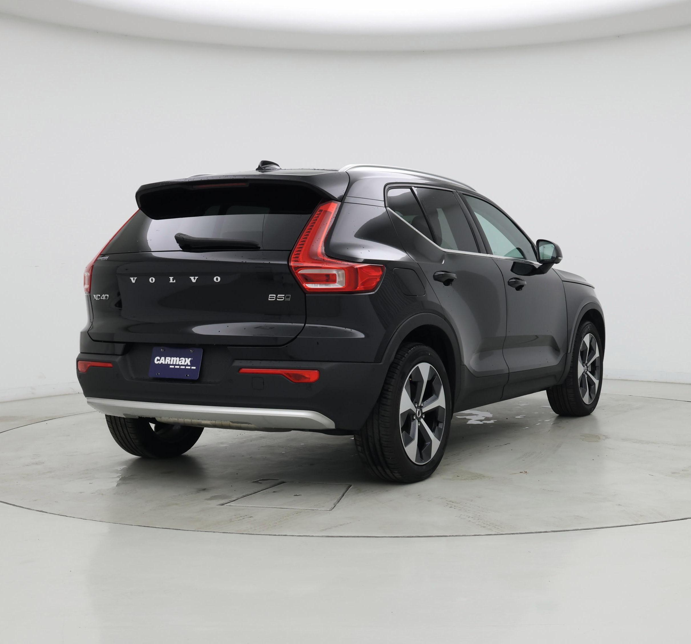 Thumbnail: 2024 Volvo XC40 - 8