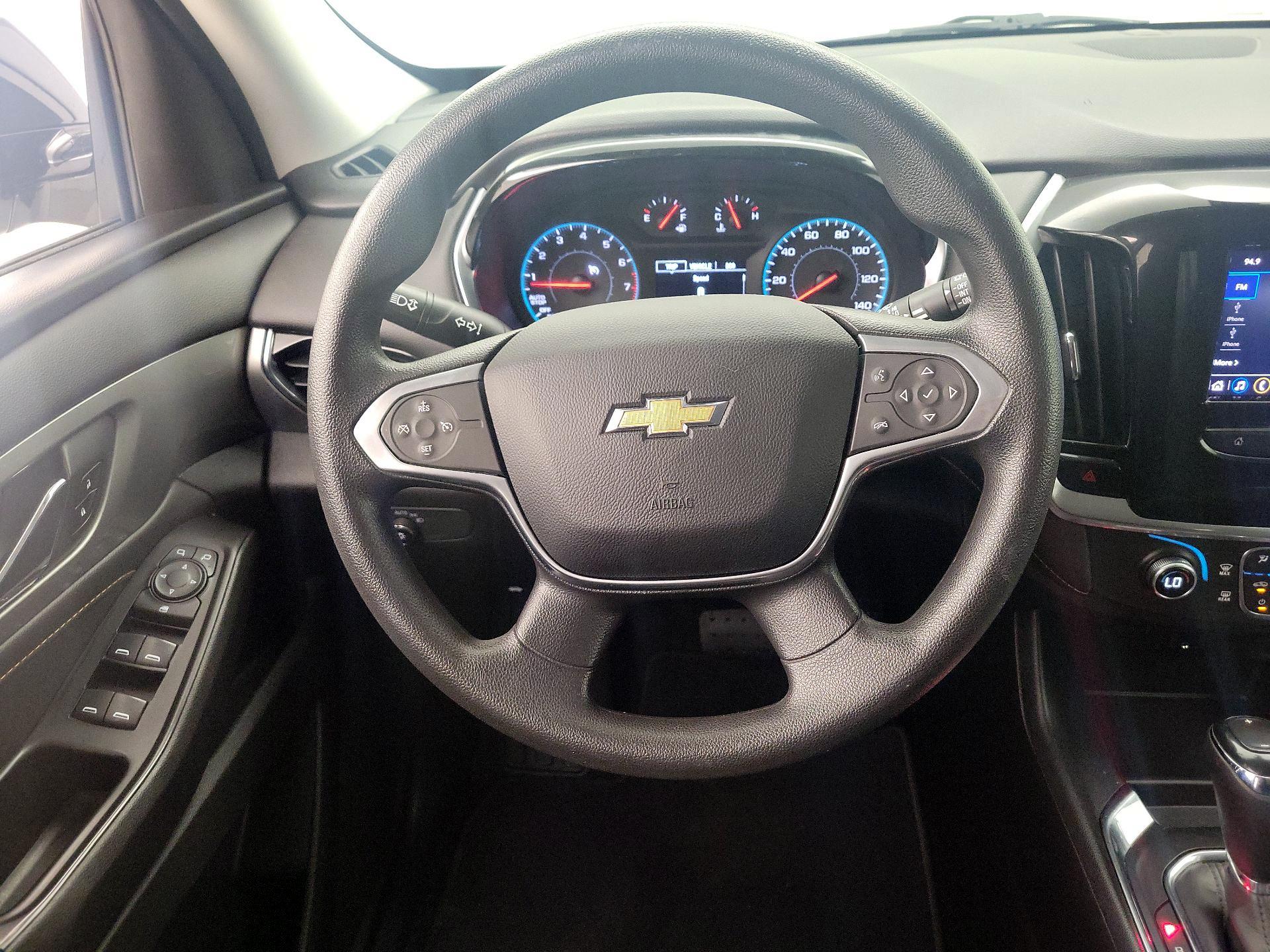 Thumbnail: 2020 Chevrolet Traverse - 10