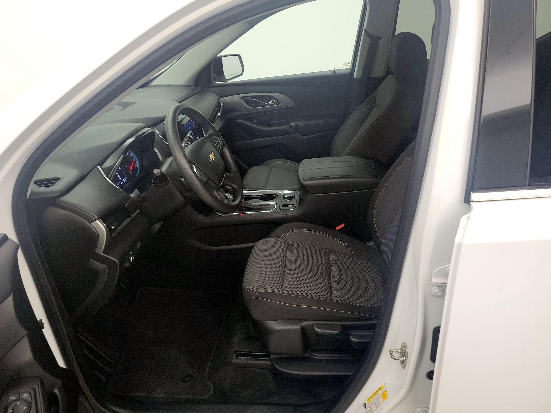 Thumbnail: 2020 Chevrolet Traverse - 11