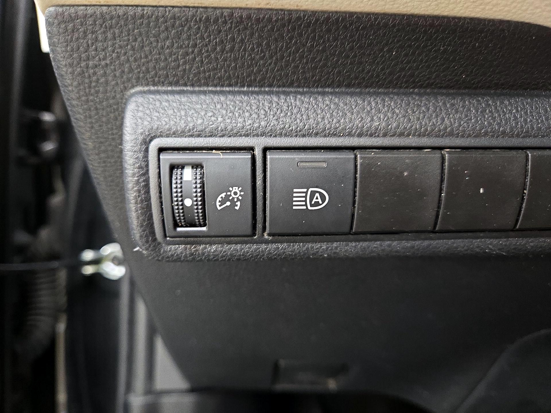 Thumbnail: 2022 Toyota Corolla - 13