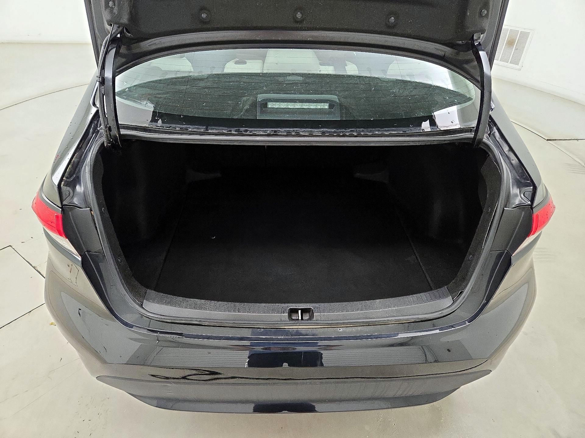 Thumbnail: 2022 Toyota Corolla - 20