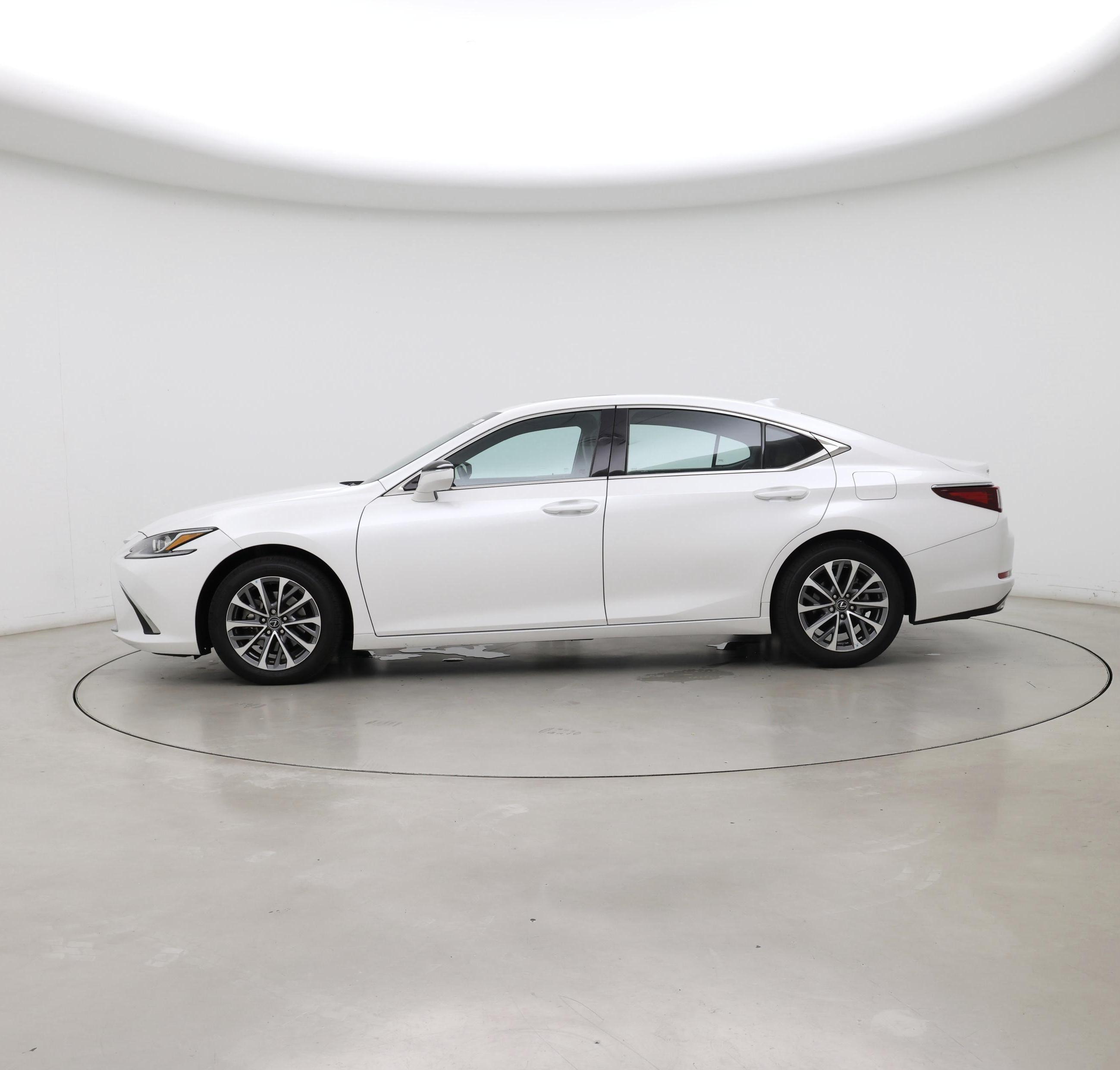 Thumbnail: 2023 Lexus ES - 3