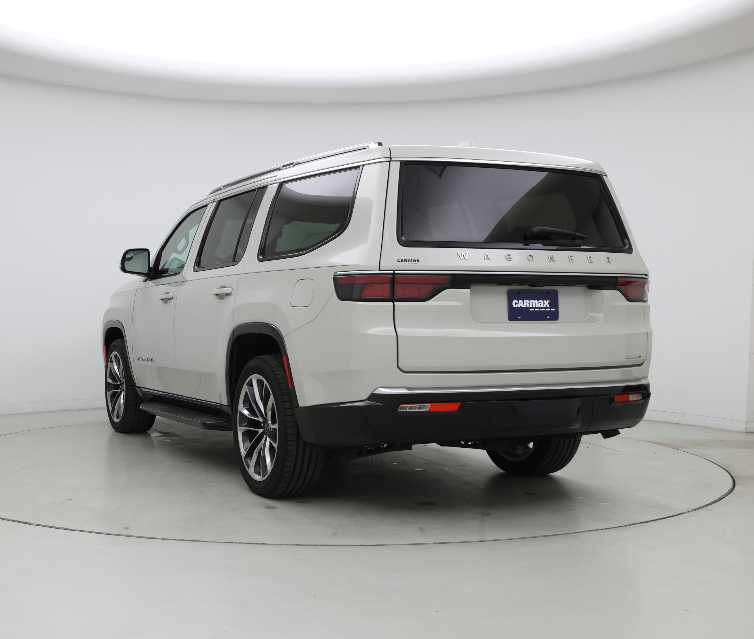 Thumbnail: 2022 Jeep Wagoneer - 2