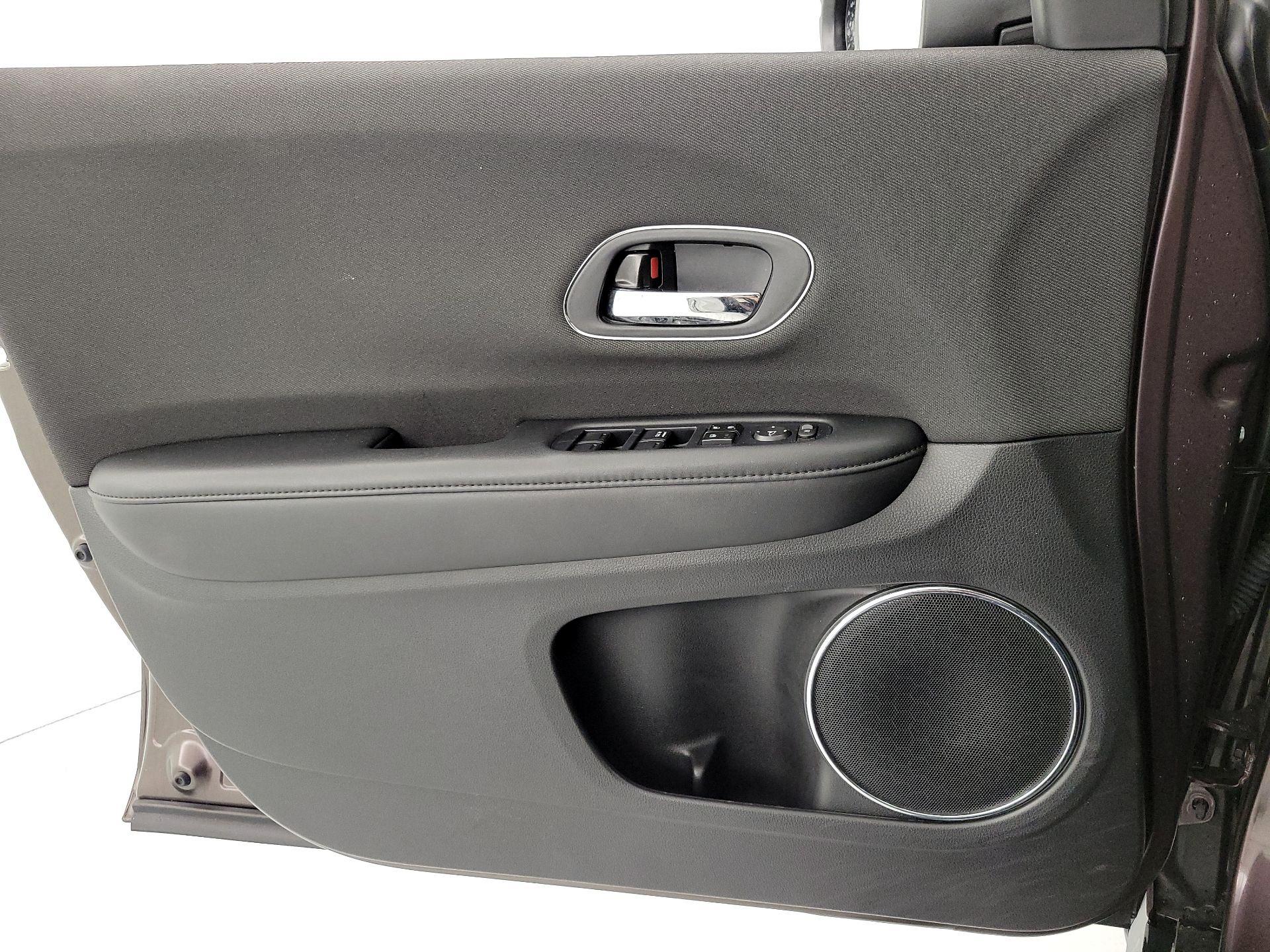 Thumbnail: 2022 Honda HR-V - 12