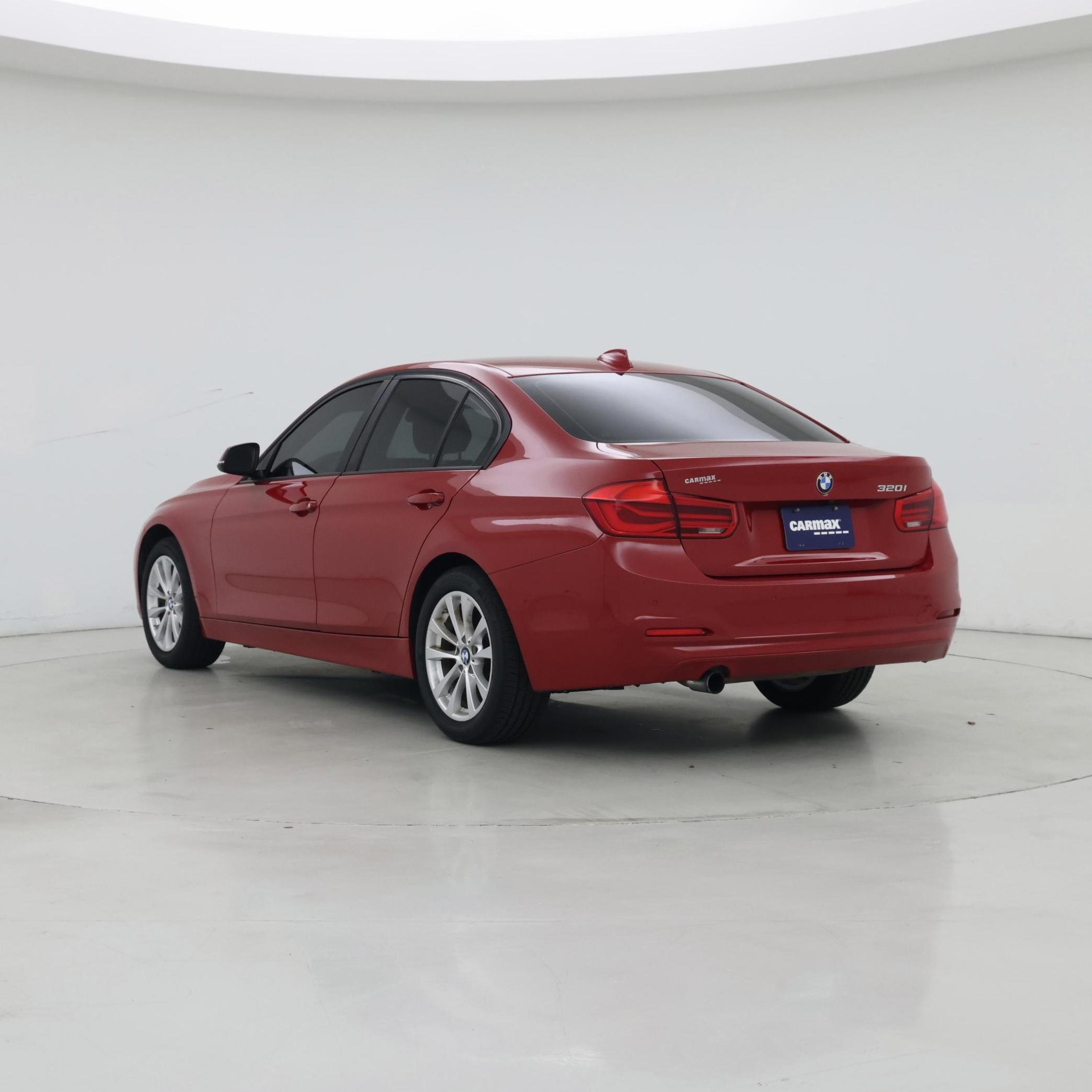 Thumbnail: 2016 BMW 3 Series - 2