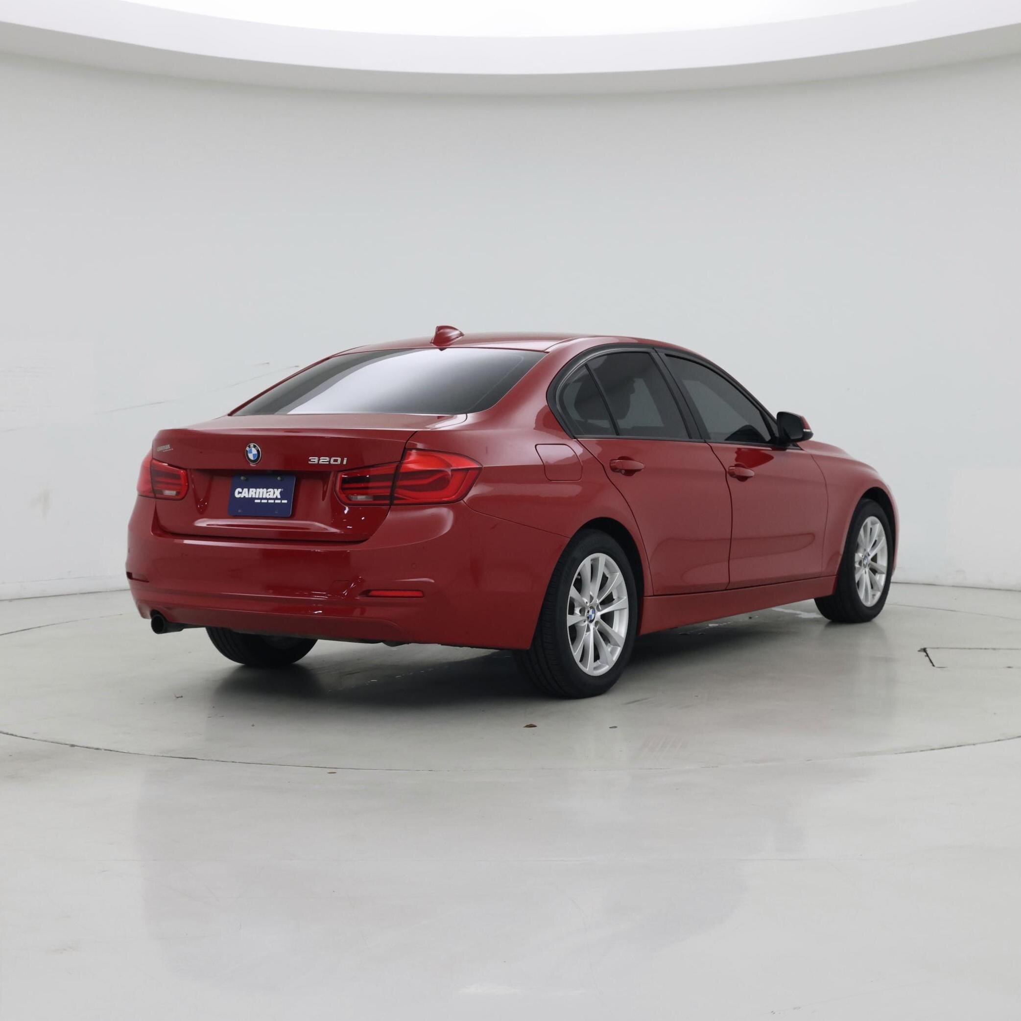 Thumbnail: 2016 BMW 3 Series - 8