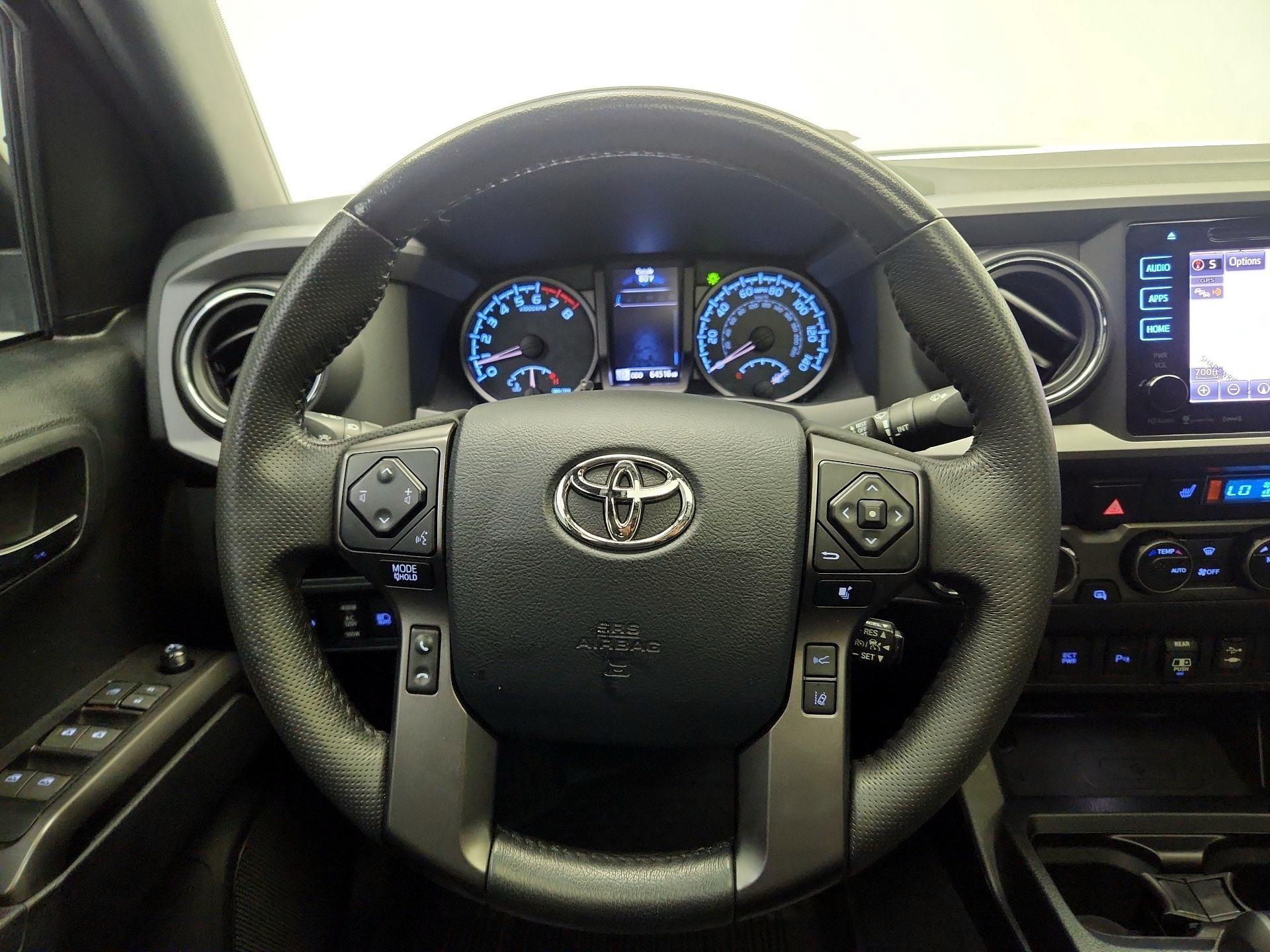 Thumbnail: 2019 Toyota Tacoma - 10