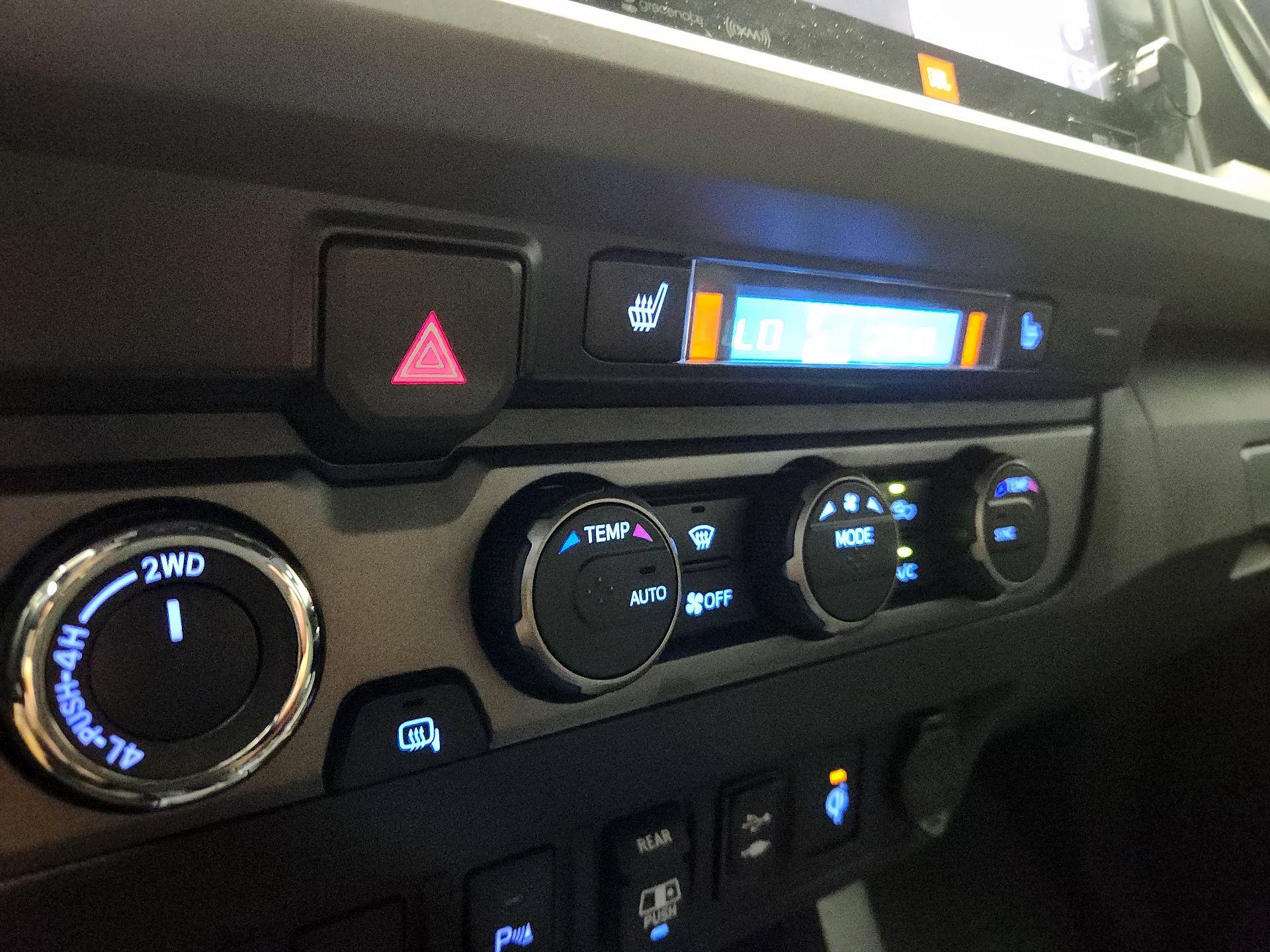 Thumbnail: 2019 Toyota Tacoma - 17