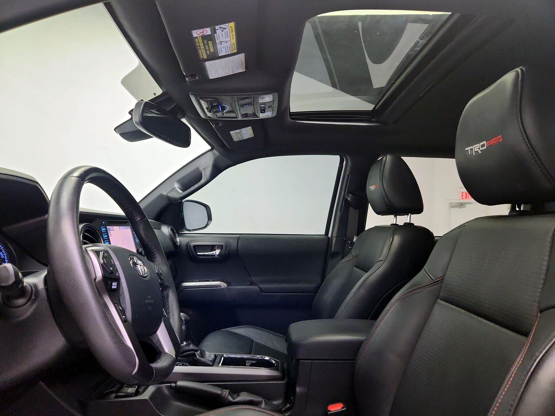 Thumbnail: 2019 Toyota Tacoma - 20