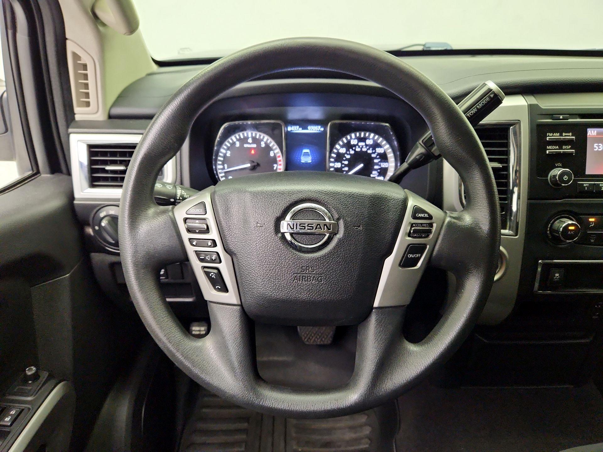 Thumbnail: 2017 Nissan Titan - 10