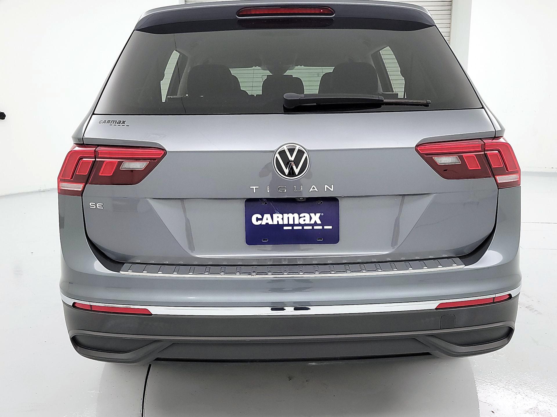 Thumbnail: 2022 Volkswagen Tiguan - 6