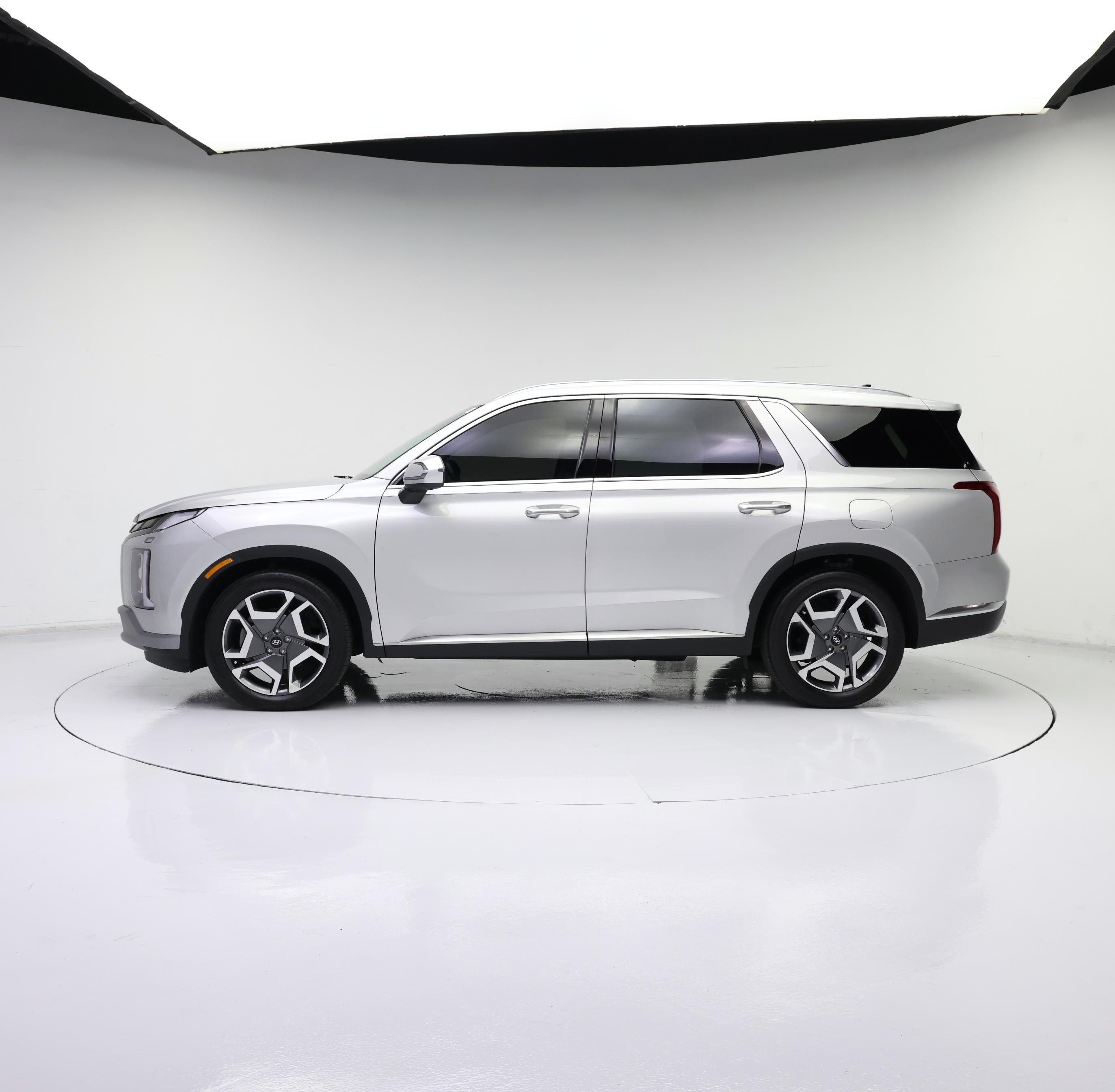 Thumbnail: 2023 Hyundai Palisade - 3