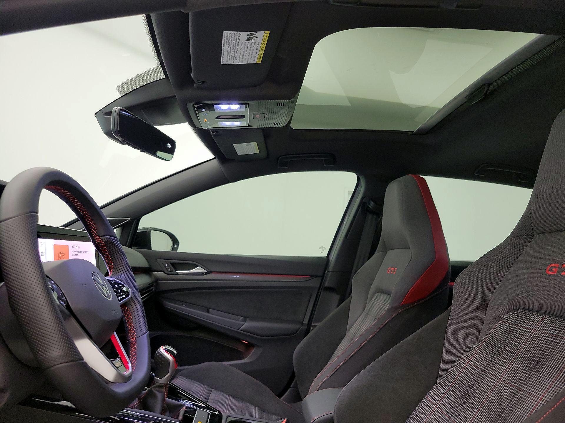 Thumbnail: 2024 Volkswagen Golf - 19