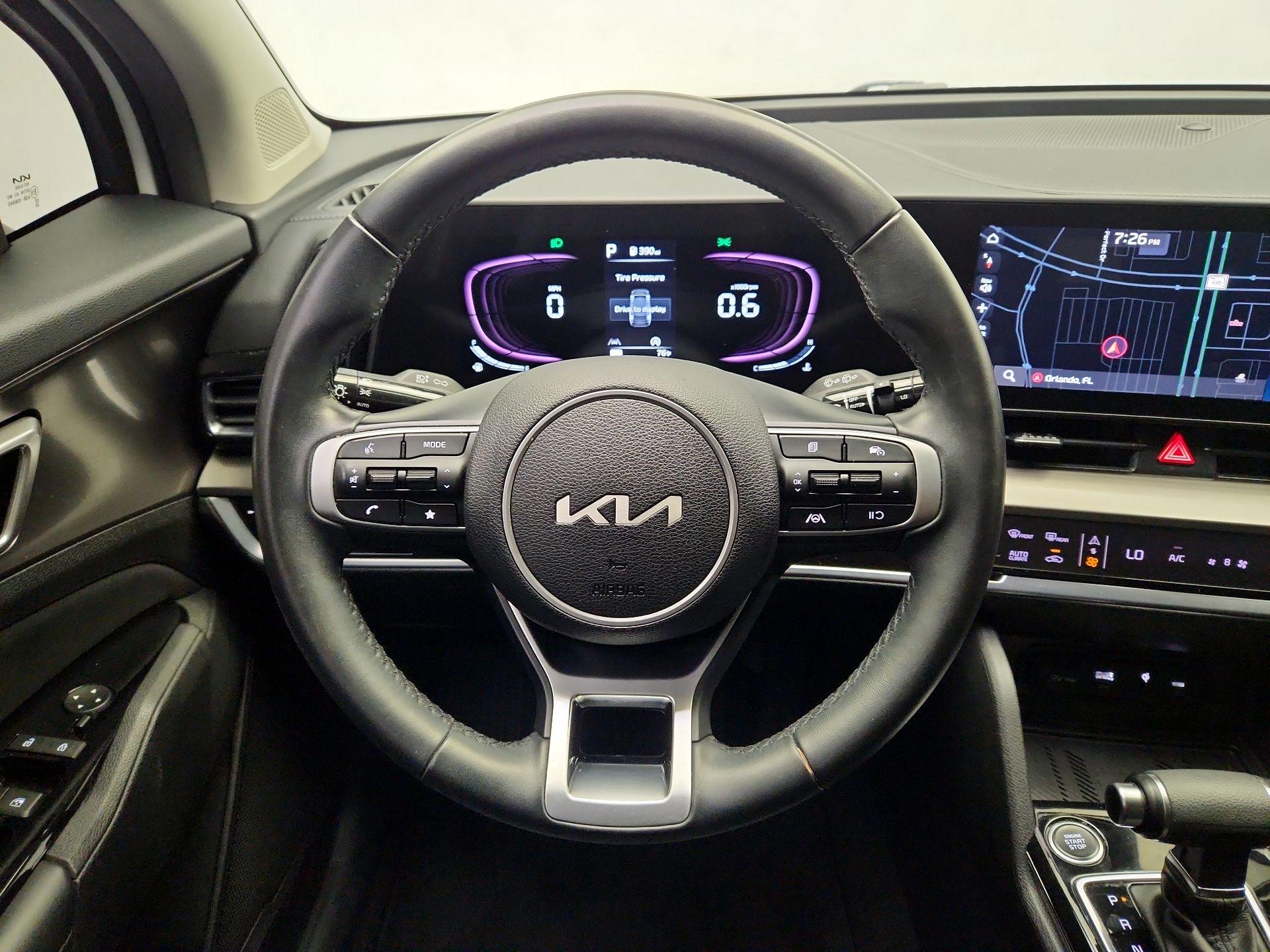 Thumbnail: 2023 Kia Sportage - 10