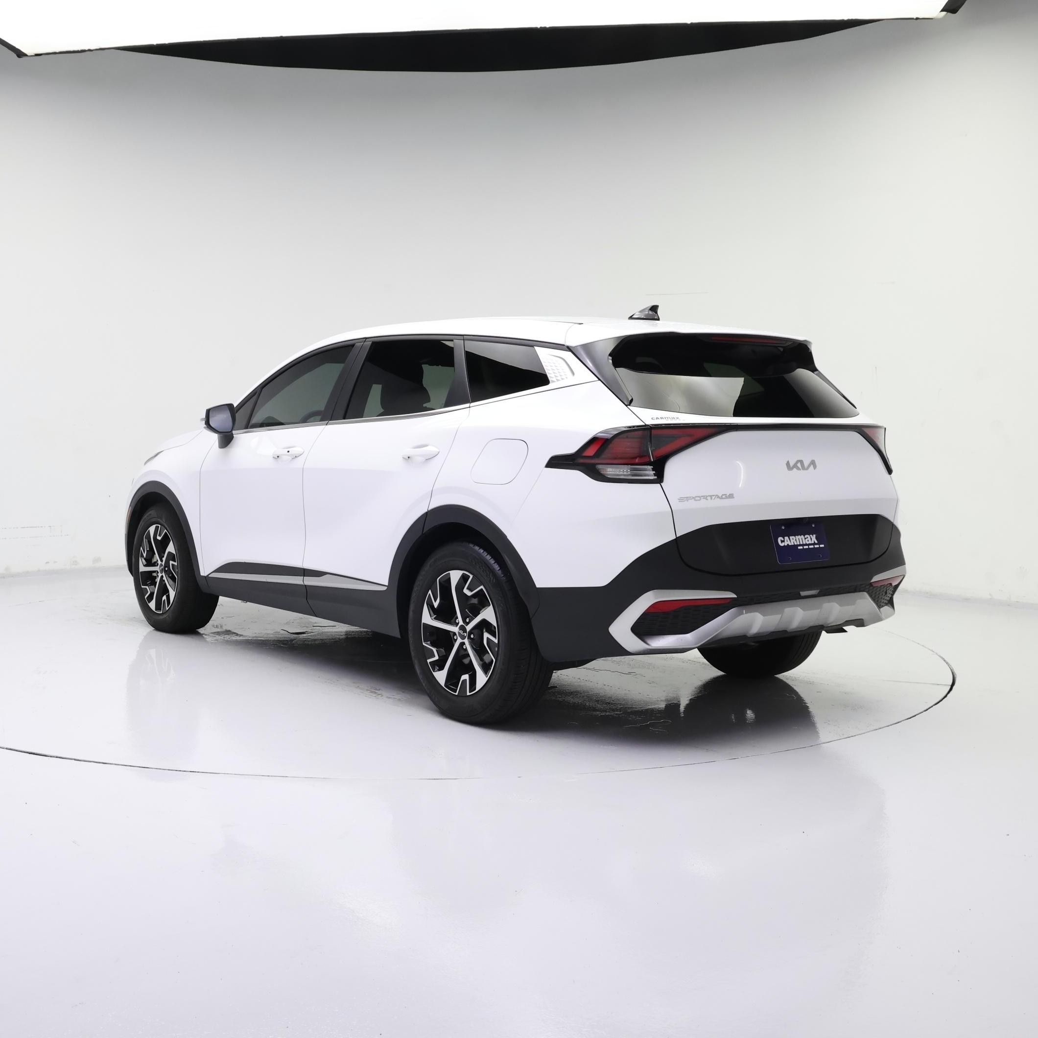 Thumbnail: 2023 Kia Sportage - 2