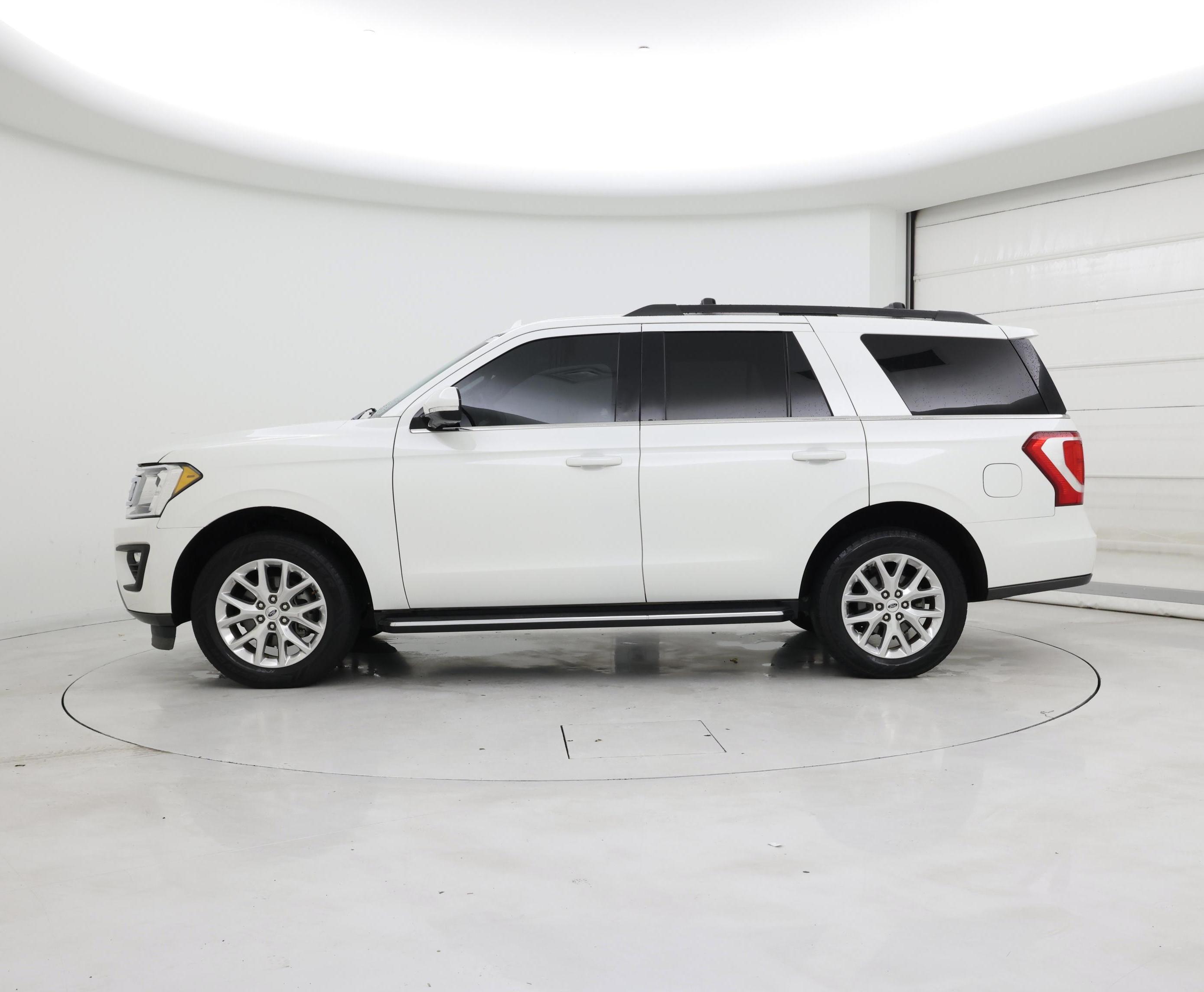 Thumbnail: 2021 Ford Expedition - 3