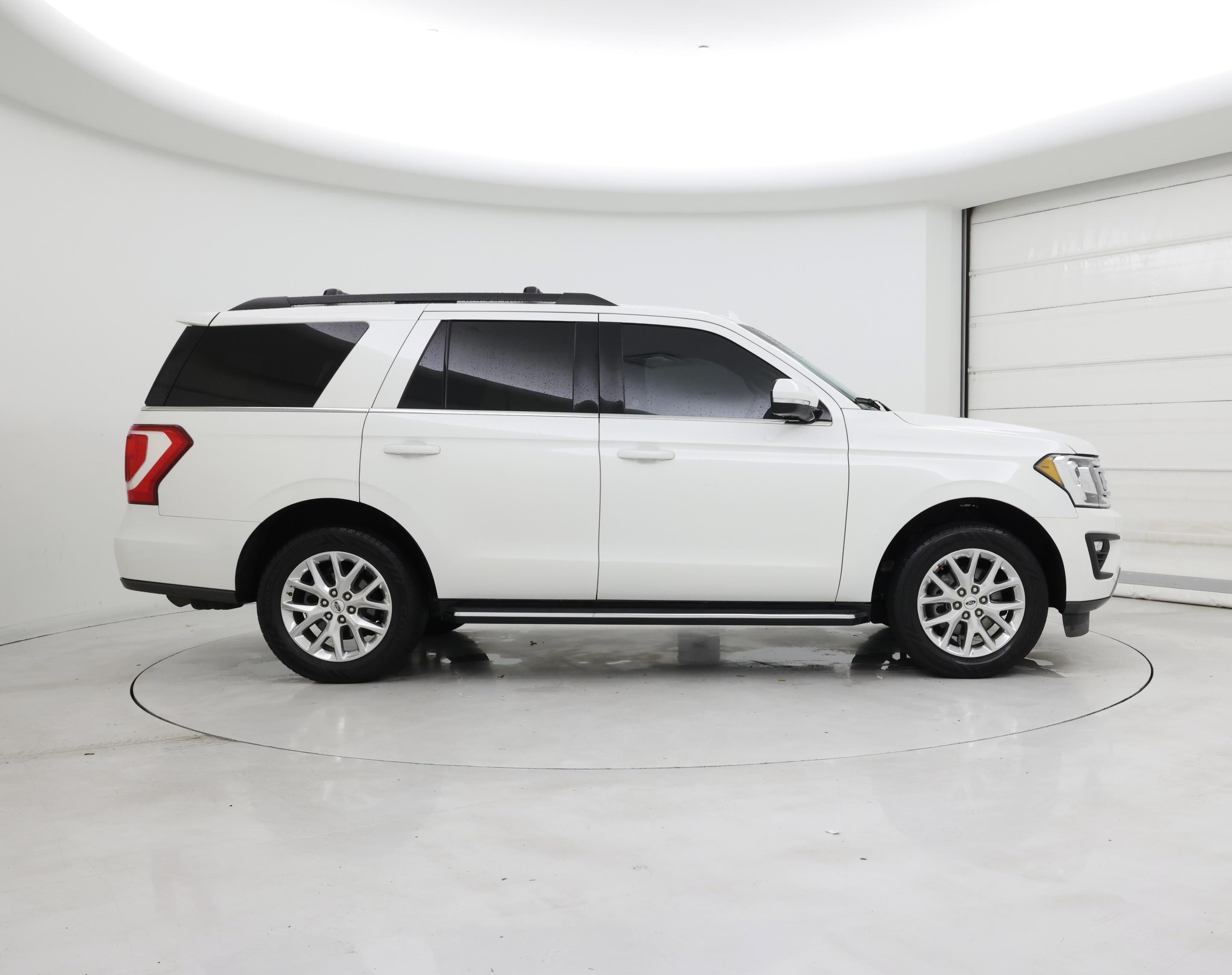 Thumbnail: 2021 Ford Expedition - 7