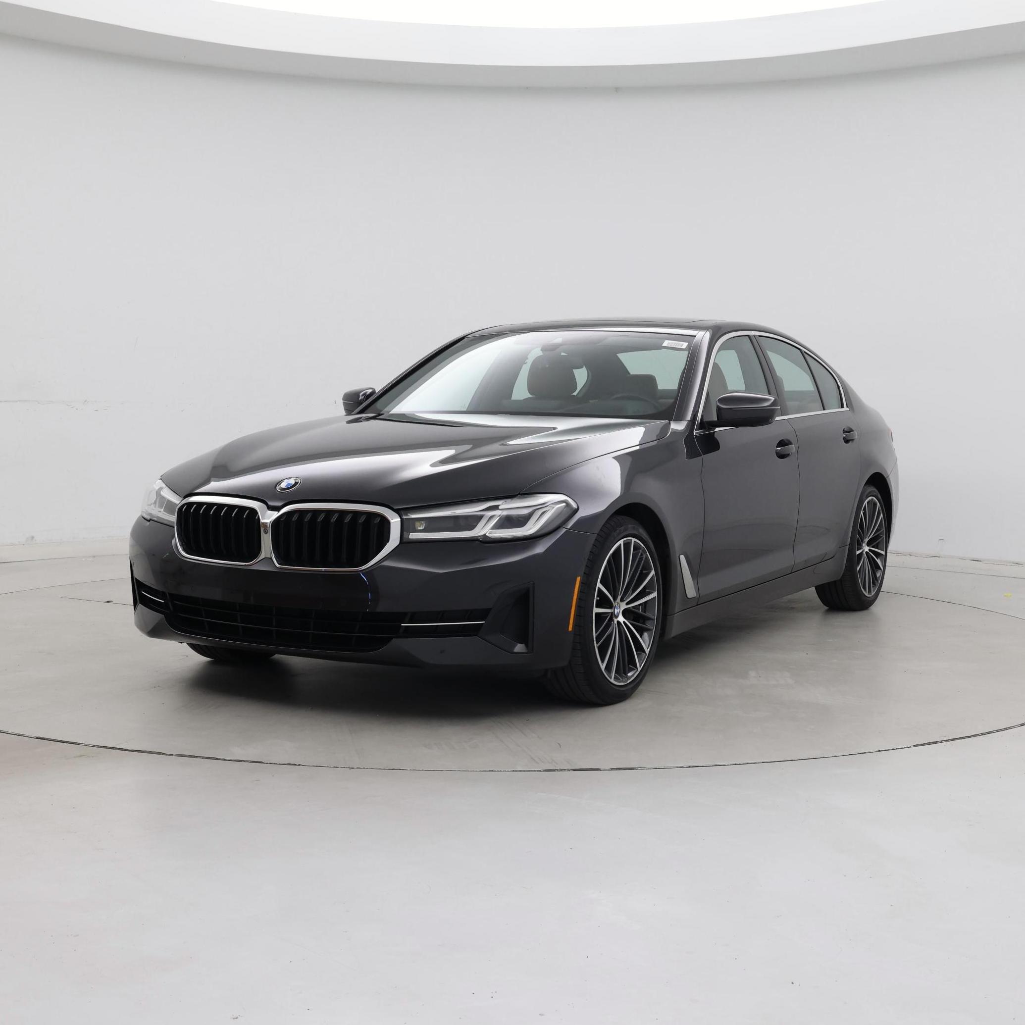 Thumbnail: 2021 BMW 5 Series - 4