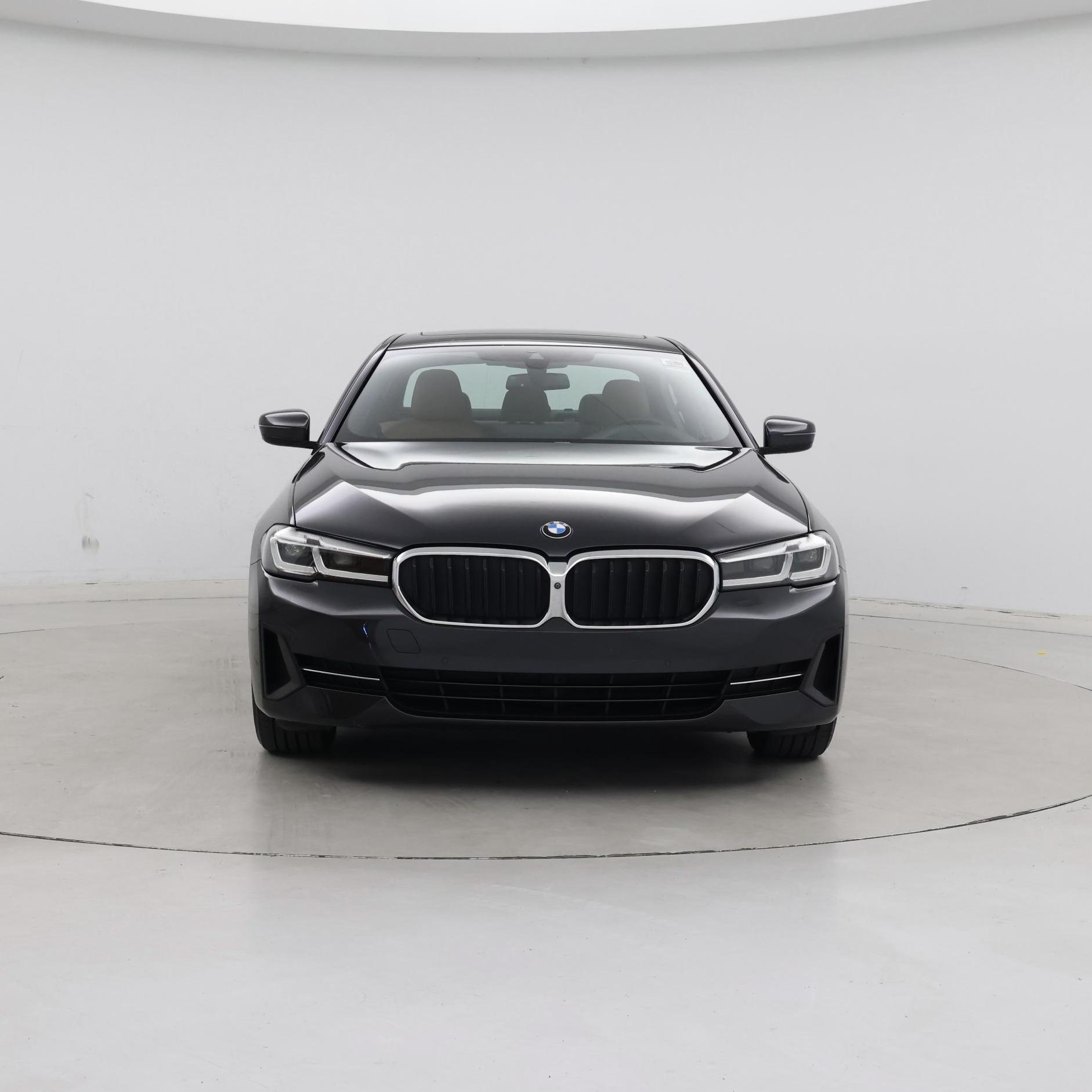 Thumbnail: 2021 BMW 5 Series - 5