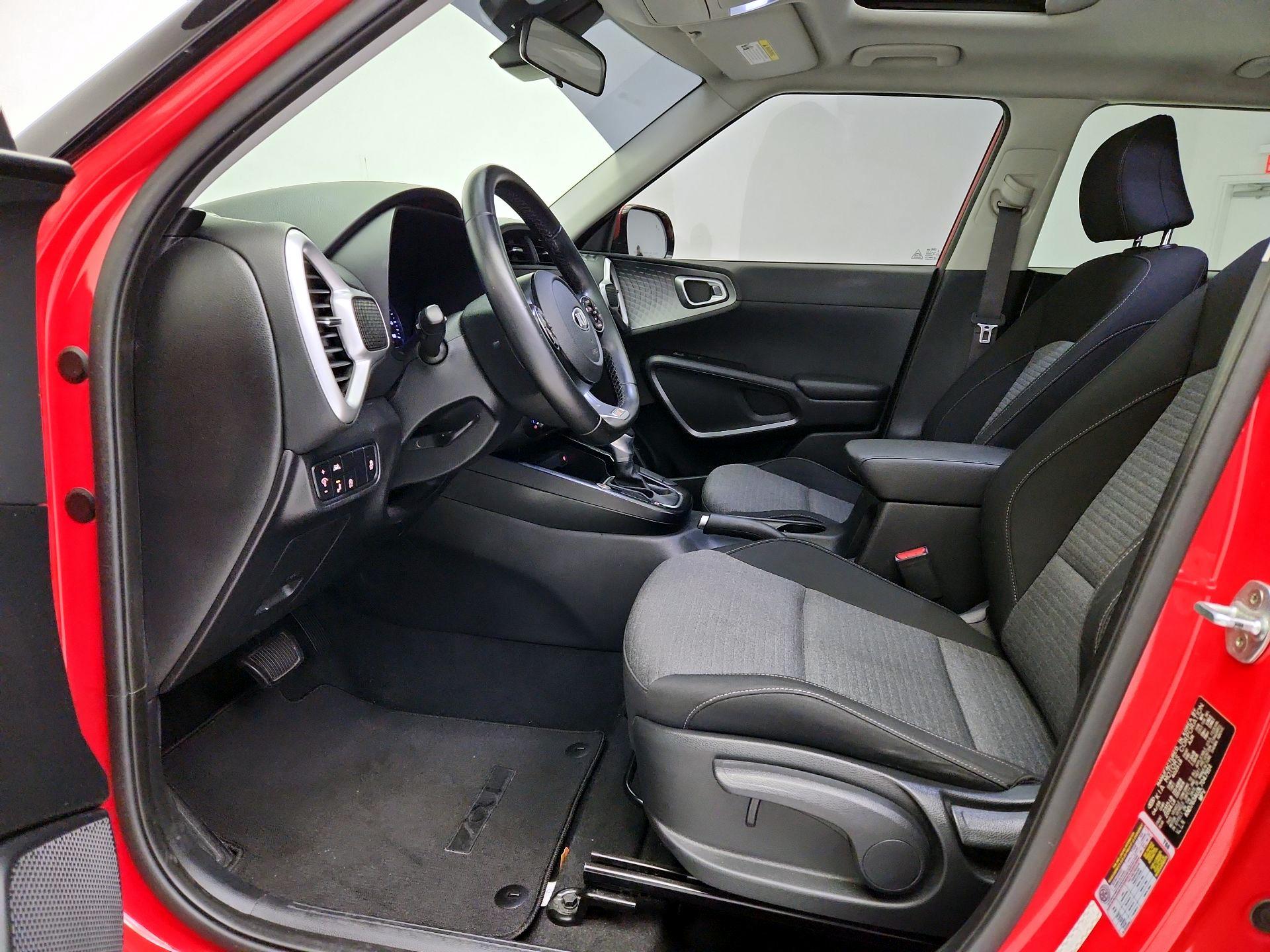 Thumbnail: 2020 Kia Soul - 11