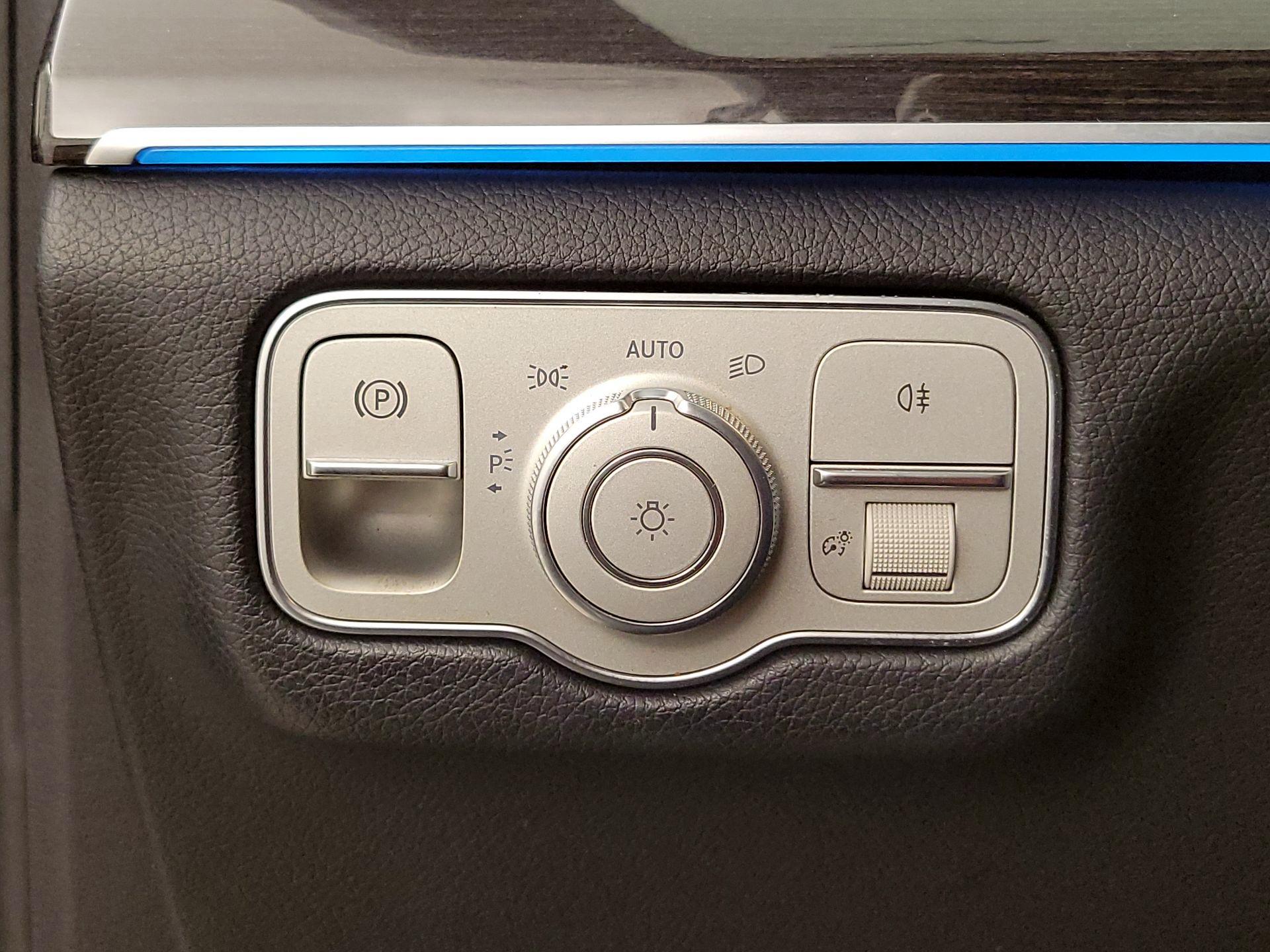 Thumbnail: 2020 Mercedes-Benz GLE - 13