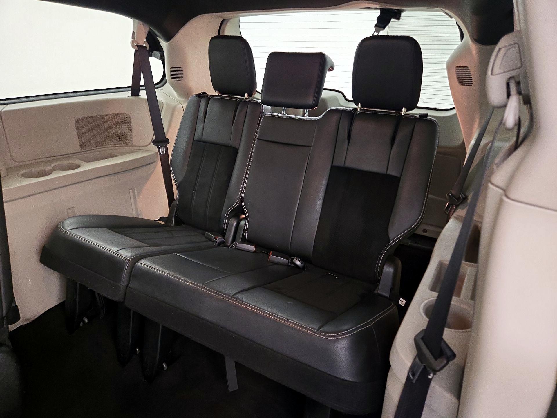 Thumbnail: 2018 Dodge Grand Caravan - 20