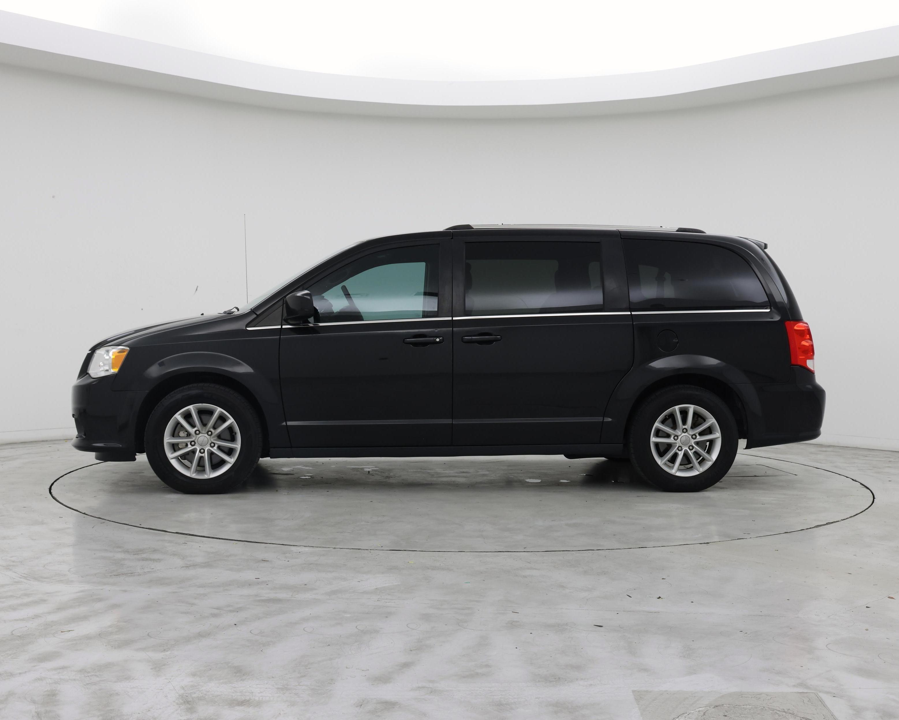 Thumbnail: 2018 Dodge Grand Caravan - 3