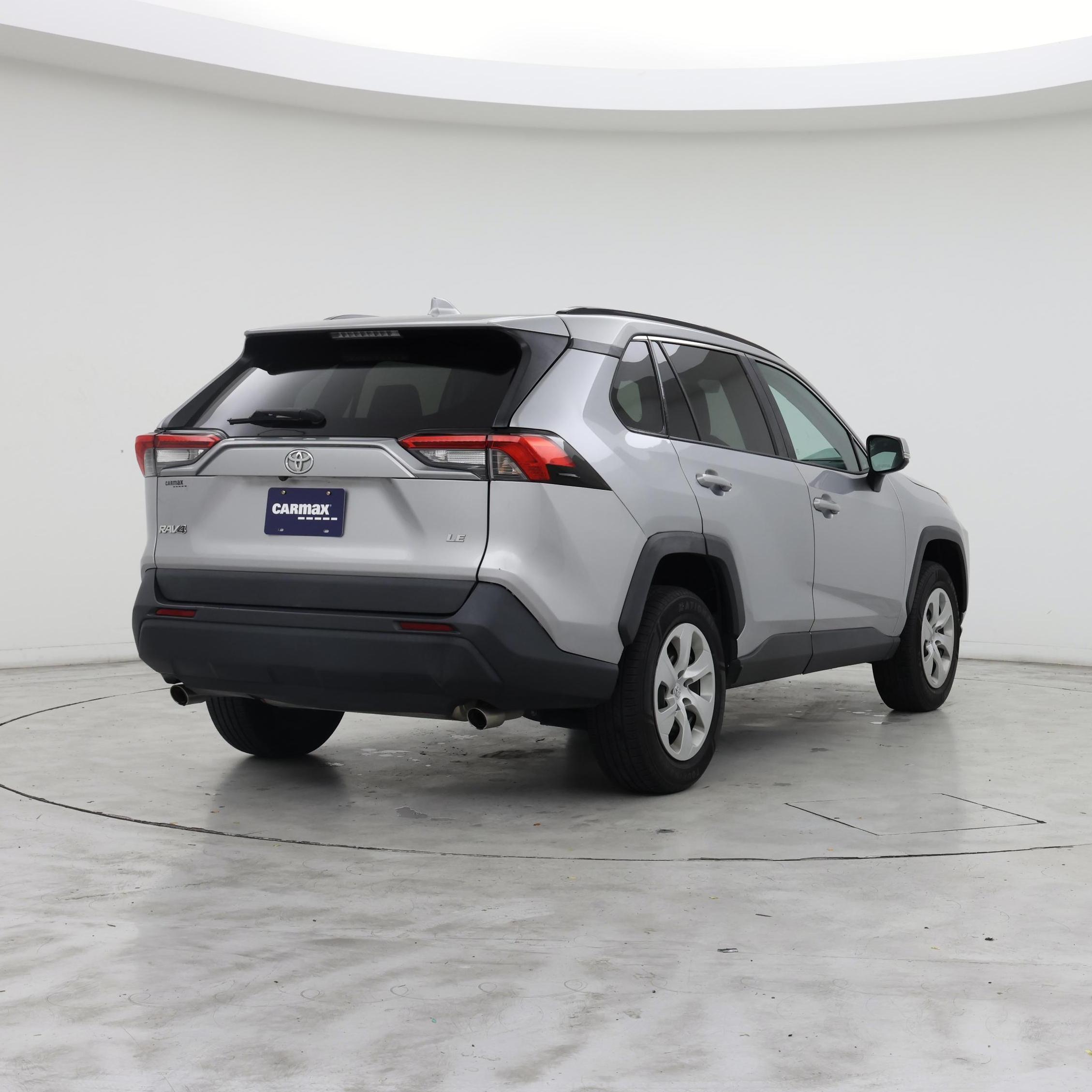 Thumbnail: 2020 Toyota RAV4 - 8