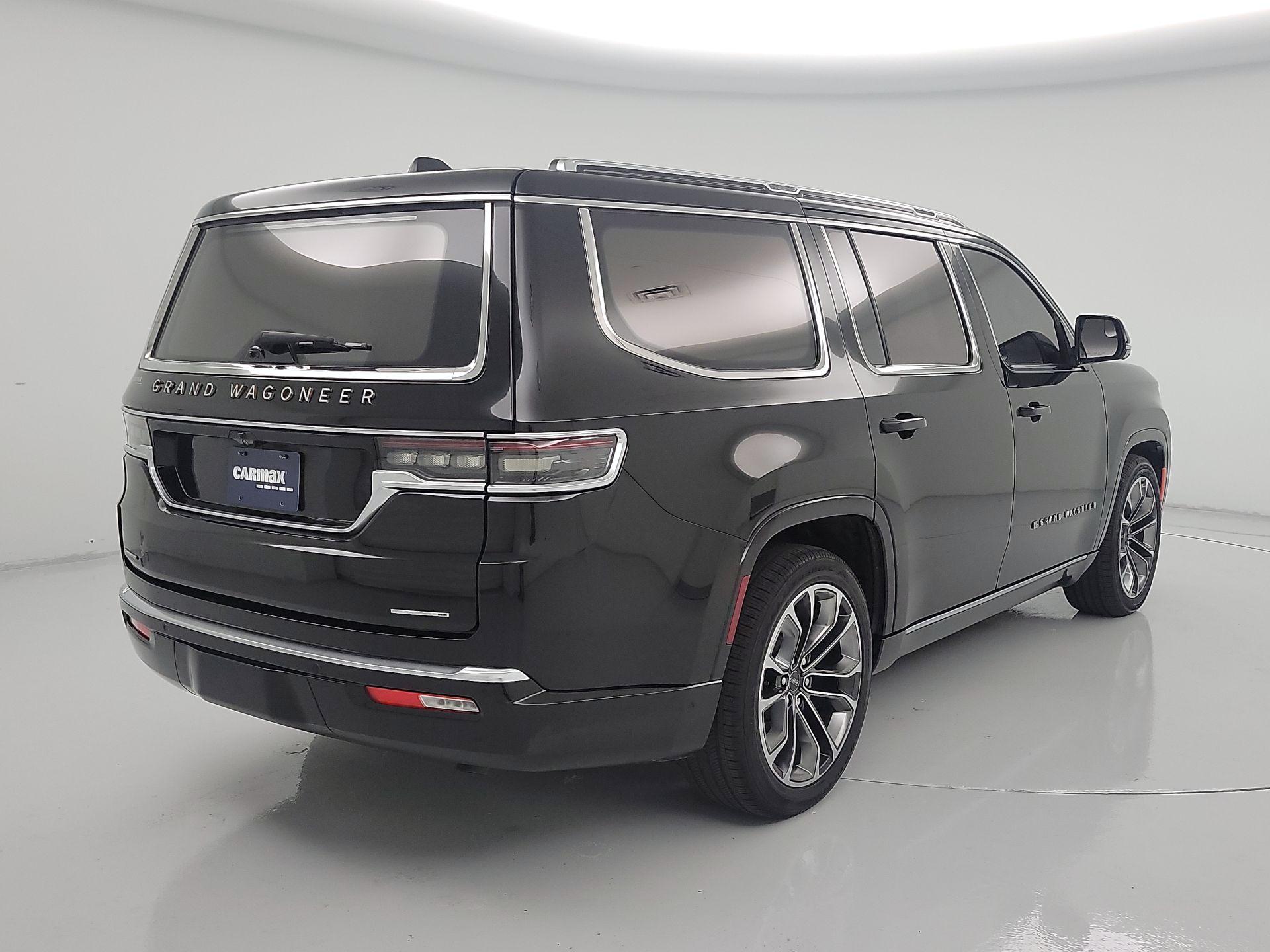 Thumbnail: 2022 Jeep Grand Wagoneer - 5